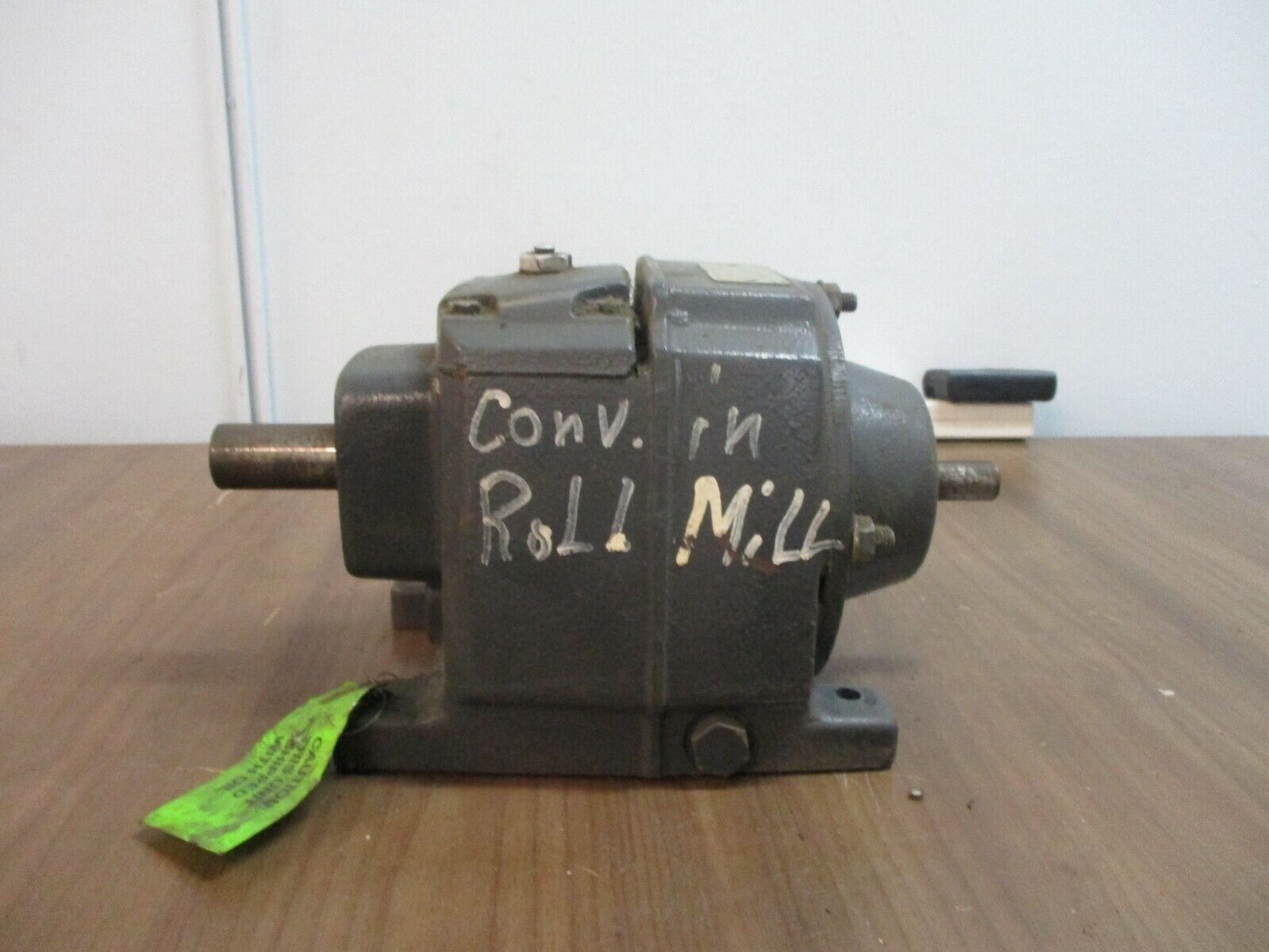 US Motors Series 3000 Reducer 3122SB3AP Ratio 9:1 1800 RPM In Used