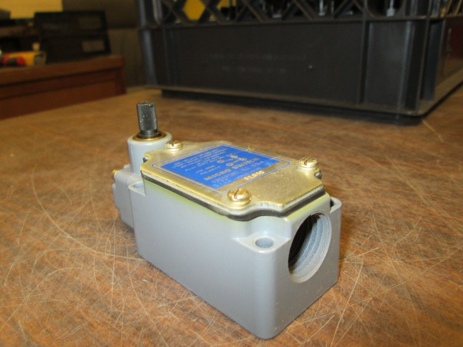 Micro Switch Precision Limit Switch 1LS10 Used