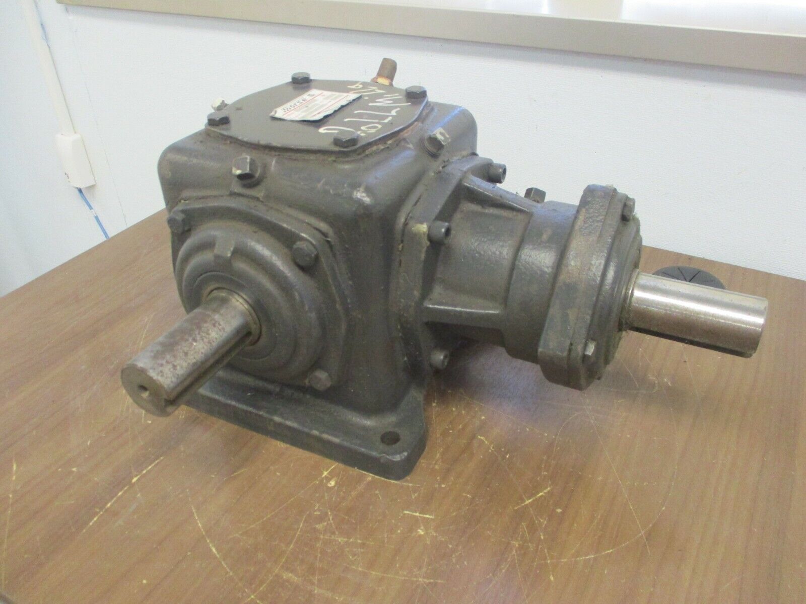 Morse Bevel Gear Reducer 8M 1-L-5 AS4735 Ratio 1:1 53.53HP In Used