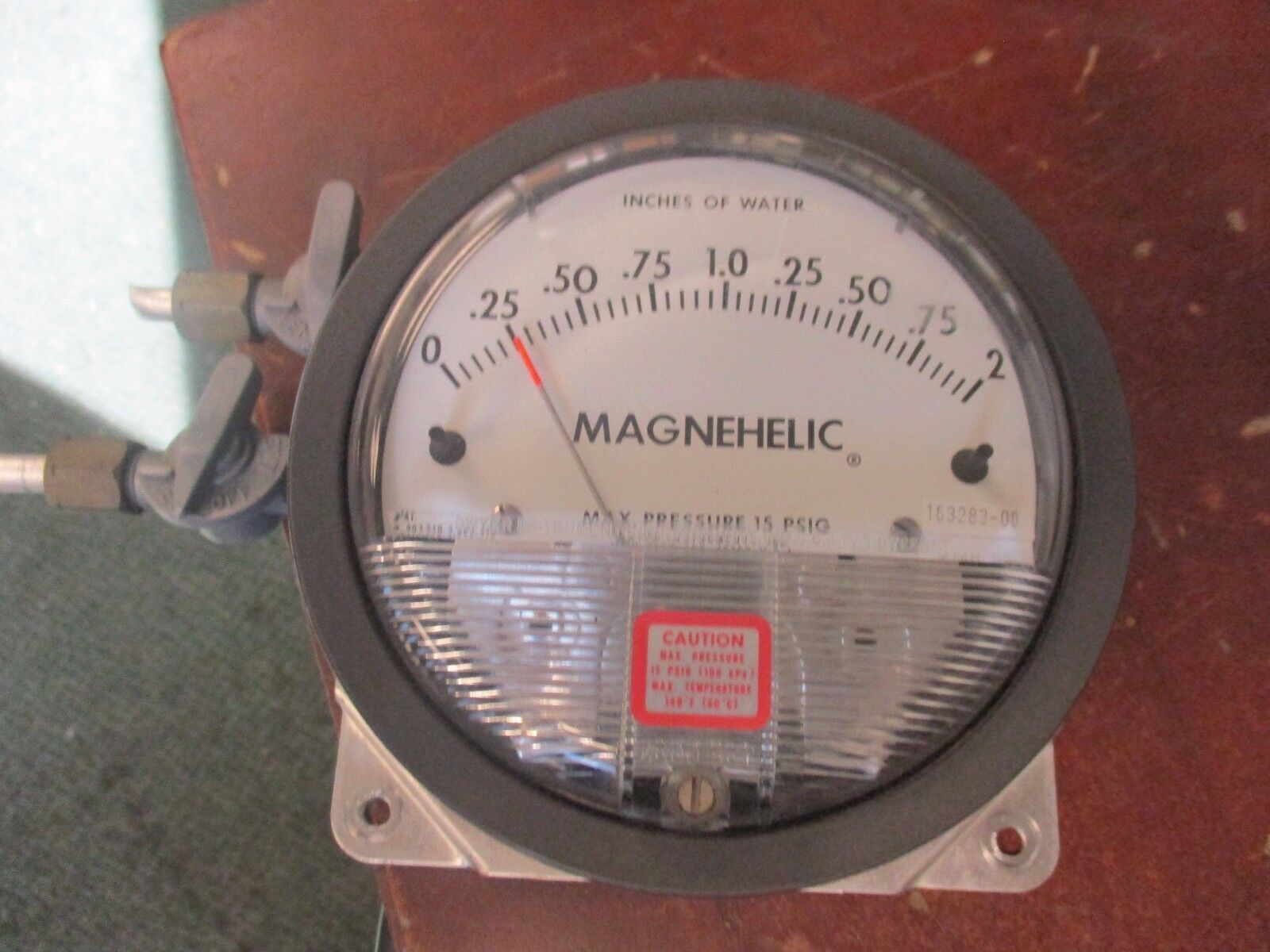 Magnehelic Water Guage 163283-00 15 PSIG Max Range: 0-2" Used