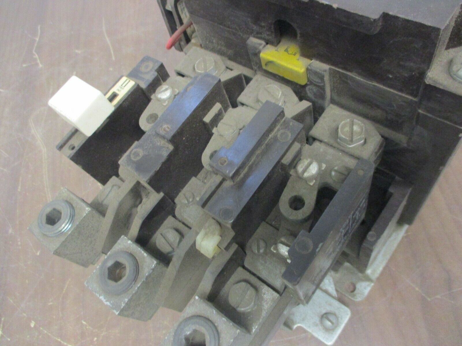 Cutler-Hammer Size 4 Starter A10FG0 240/480V Coil 135A Used