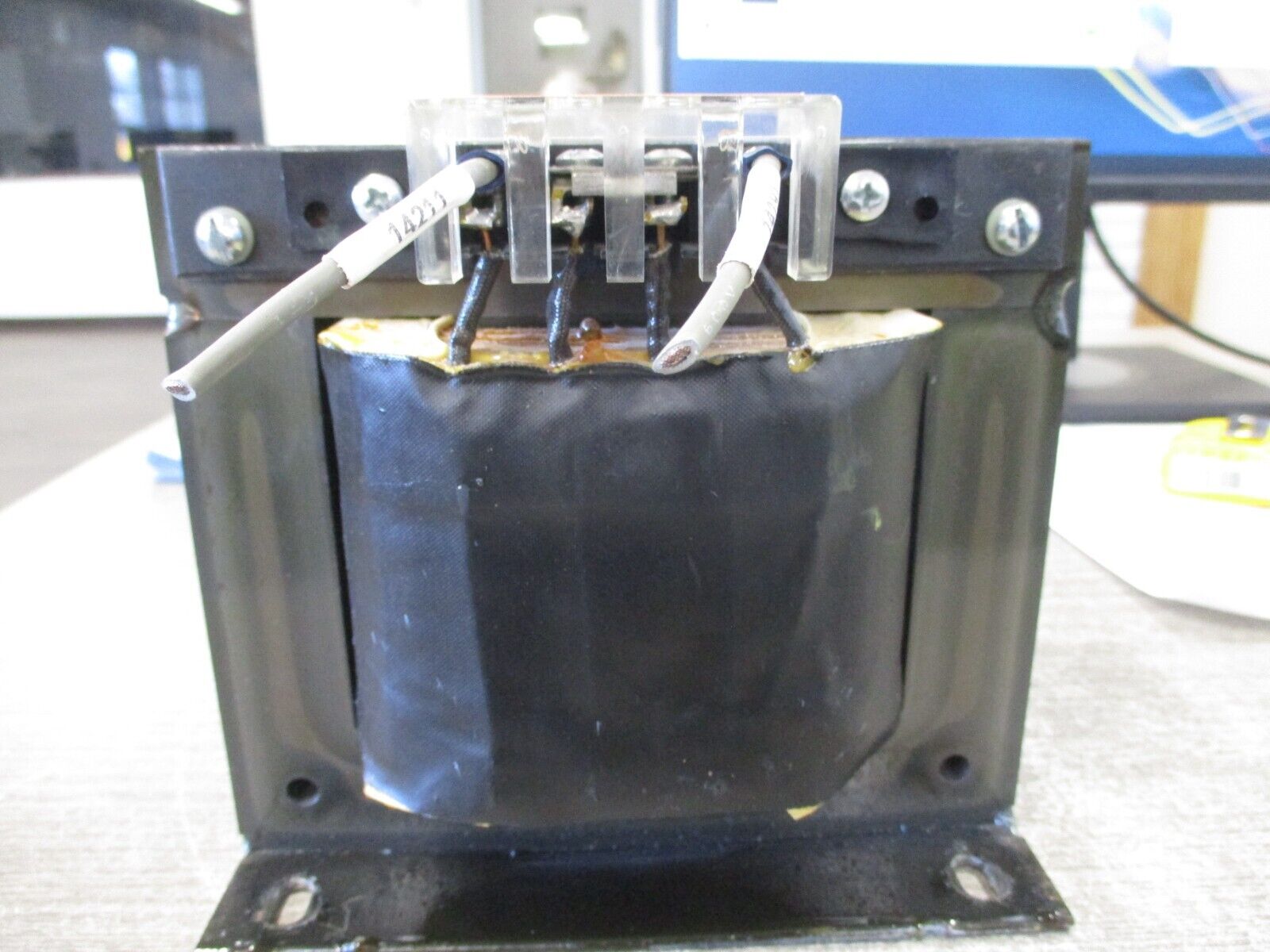 Square D Transformer 9070T1500D1 1.5KVA Pri:240/480V Sec:120 50/60Hz Used