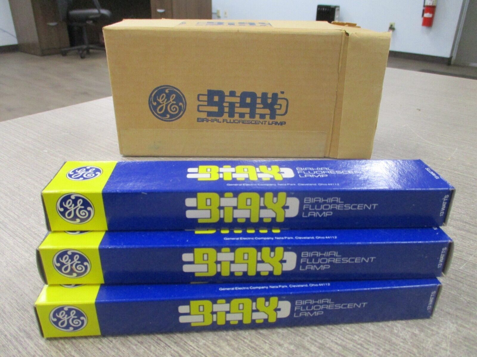GE BIAX Biaxial Fluorescent Lamp F13BX/SPX27 2700K 13W *Box of 10* New Surplus