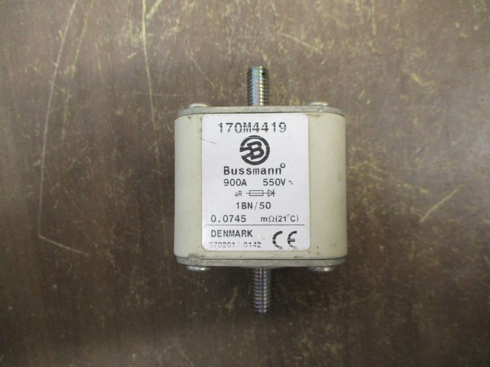 Bussmann Fuse 170M4419 900A 550V Used