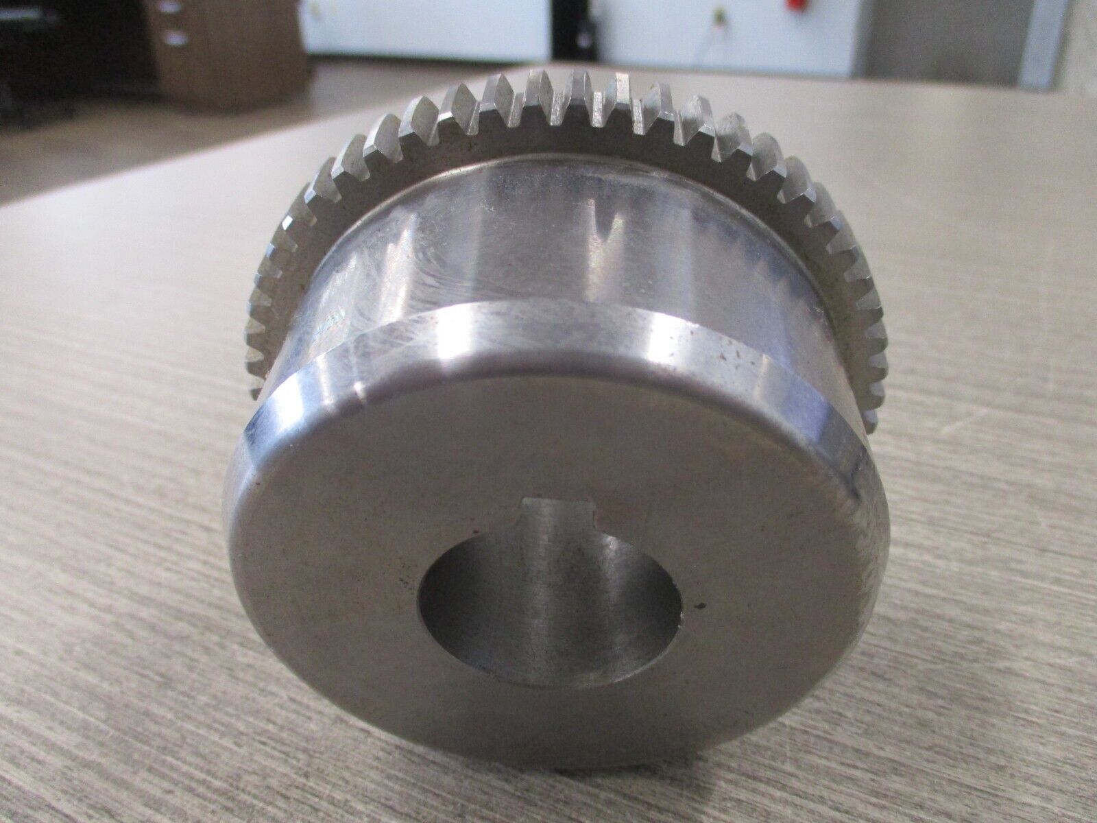 Lovejoy C2 Hub 697904-00068 1 1/4" 5/16X5/32KW New Surplus