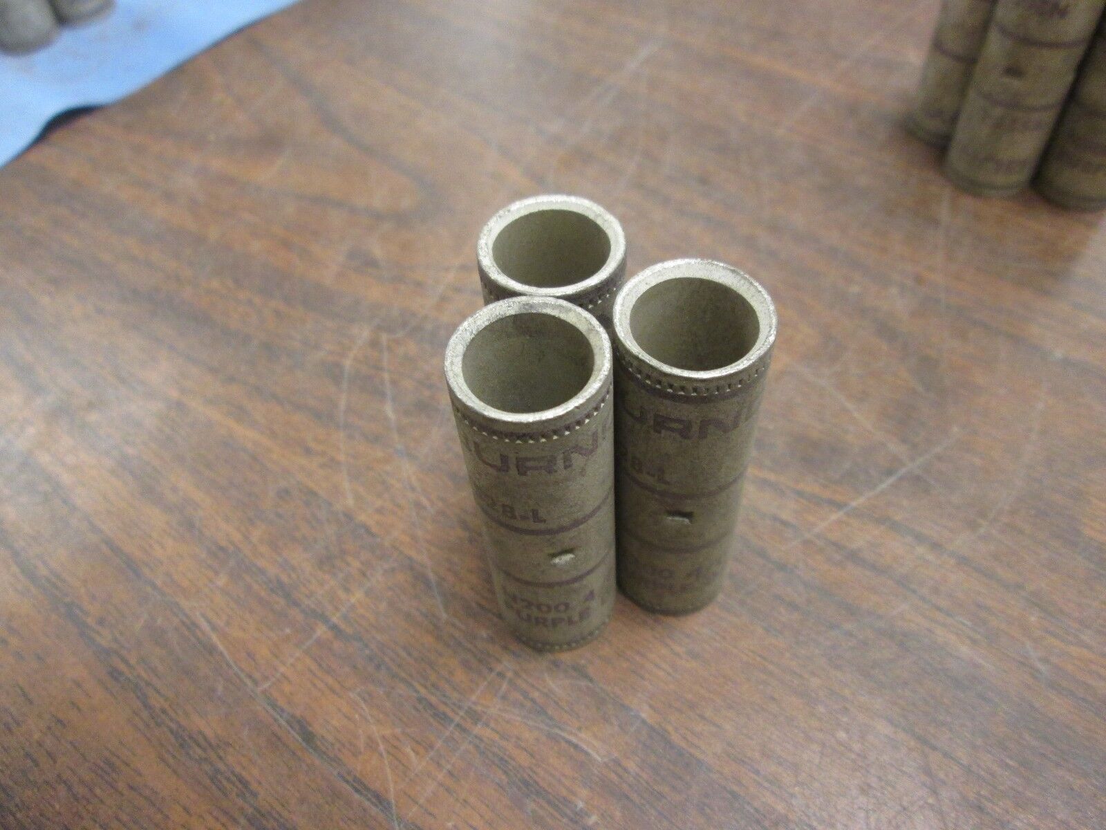 Burndy Butt Splice YS28-L N200 4/0 STR *Lot of 3* New Surplus