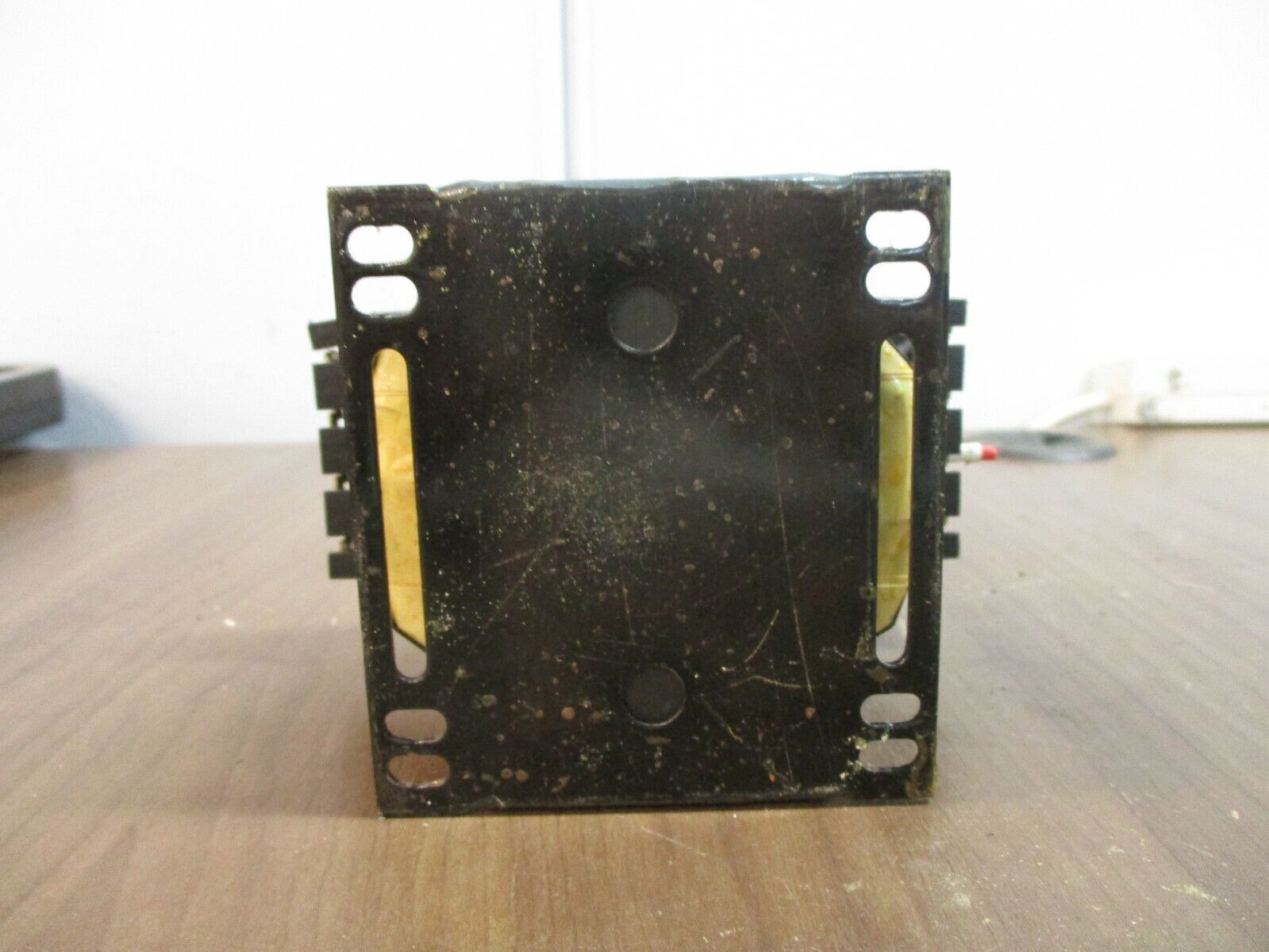 Square D Transformer 9070 T250D3 SF41 0.250kVA Pri: 208V Sec: 120V 50/60Hz Used