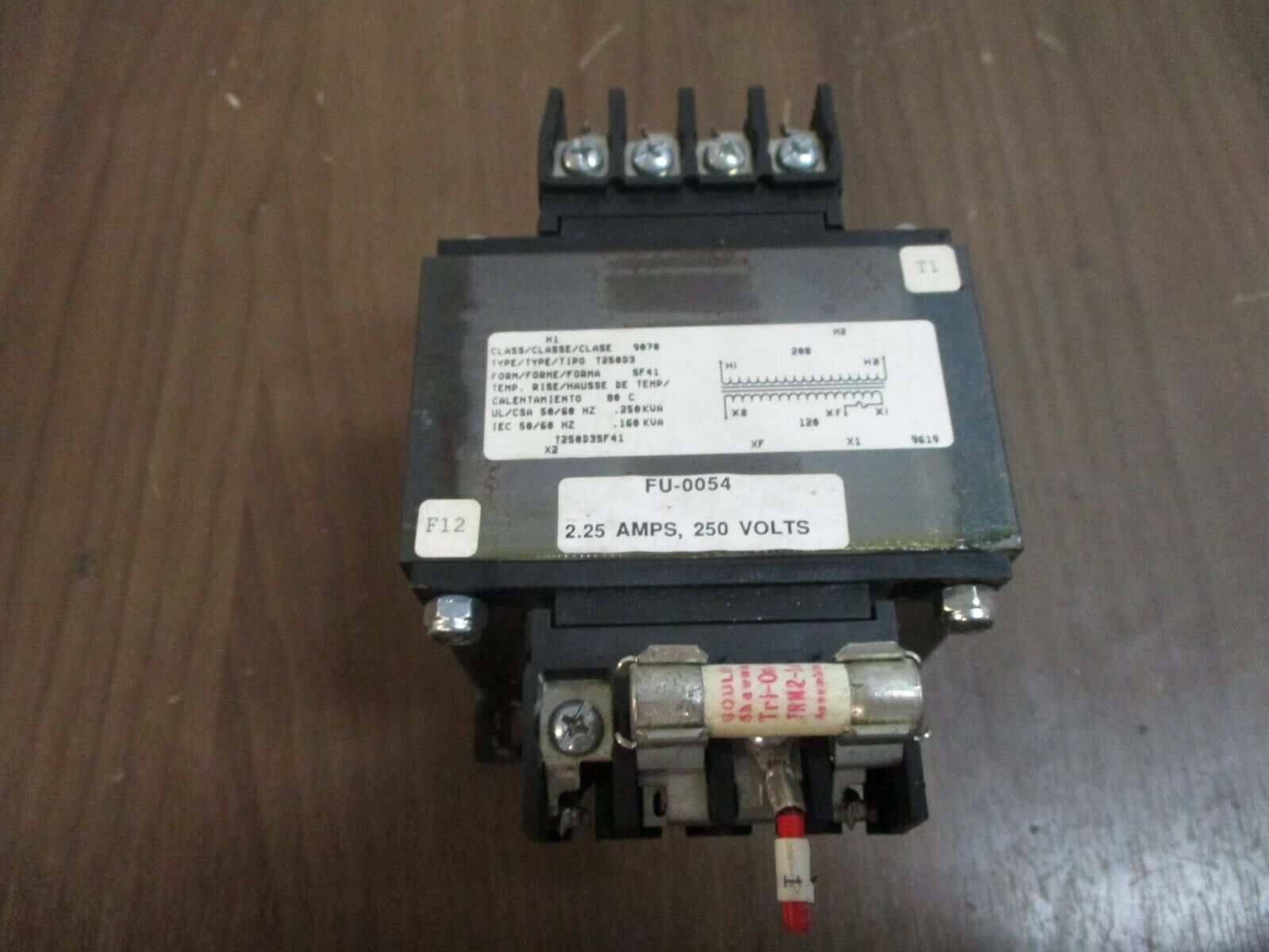 Square D Transformer 9070 T250D3 SF41 0.250kVA Pri: 208V Sec: 120V 50/60Hz Used