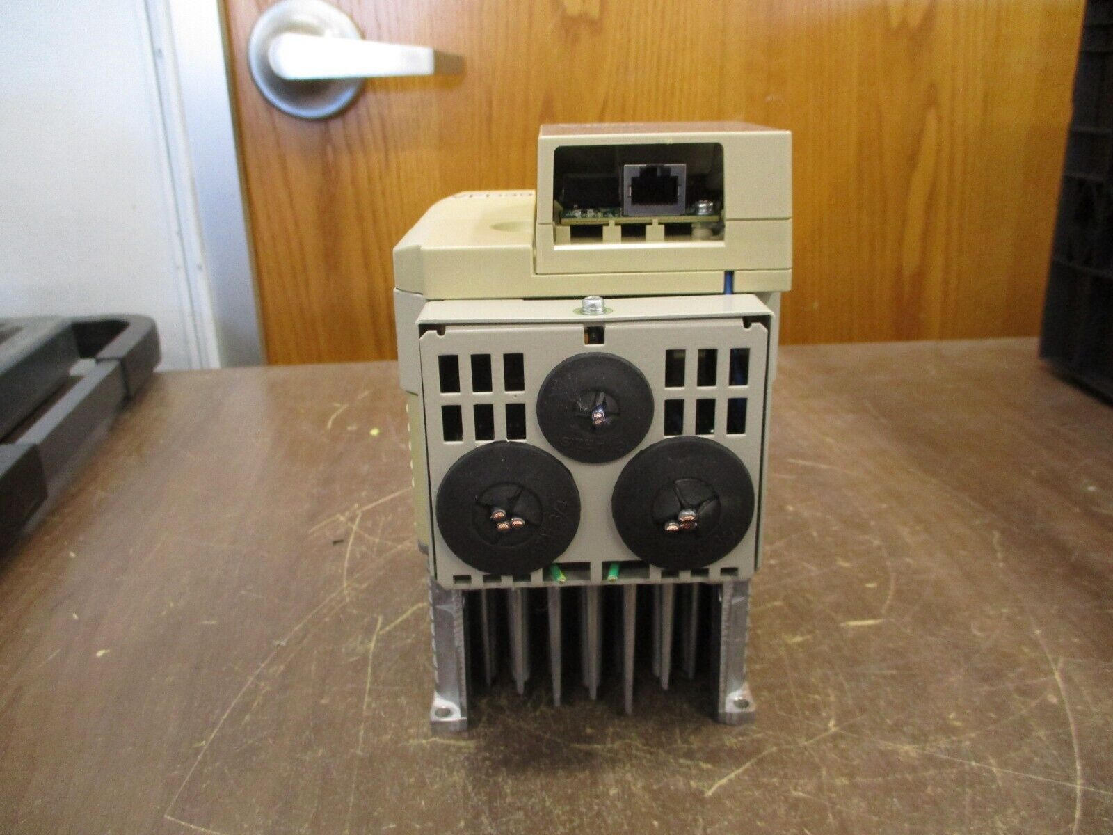 Yaskawa V1000 AC Drive CIMR-VU4A0009FAA Rev. C 5HP 3Ph Used