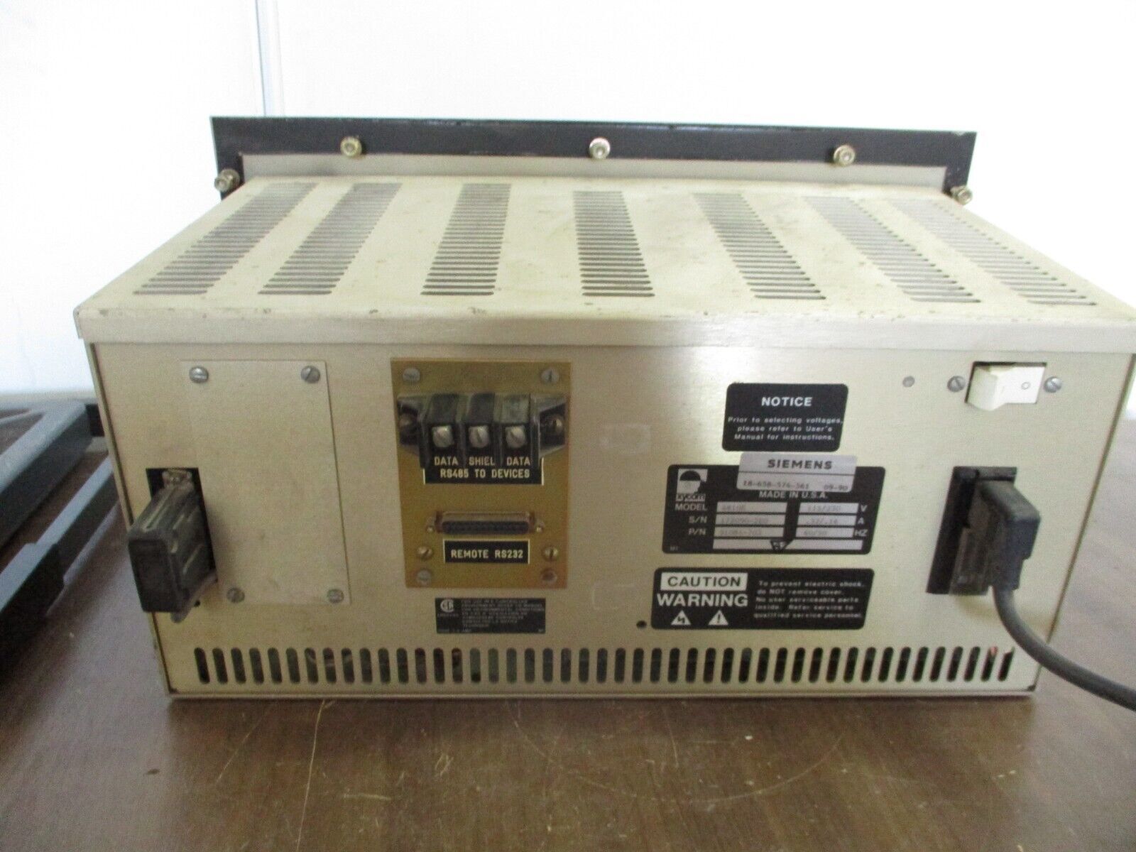 Siemens 4810E Power Monitor Panel 91084-703 115/230V 0.32/0.16A 60/50Hz Used