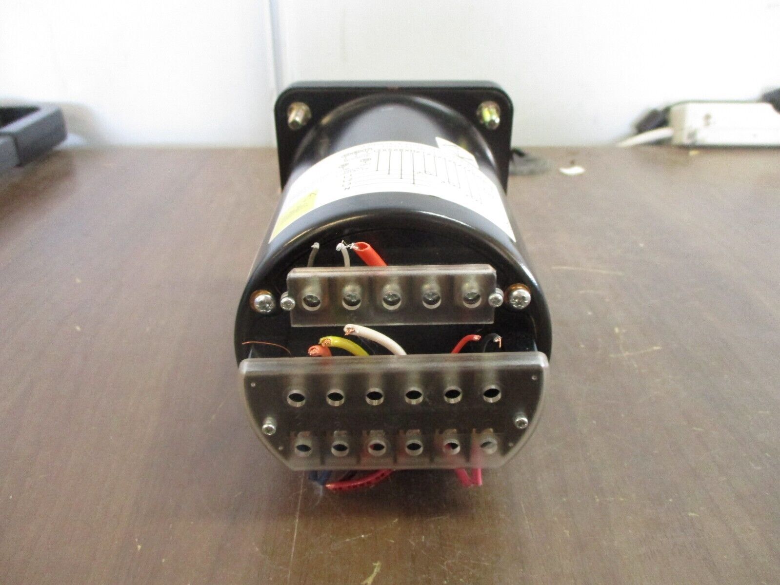 Crompton Integra 1540 Digital Meter INT-1544-120-5-L-M Input: 120V Aux: 12-48VDC