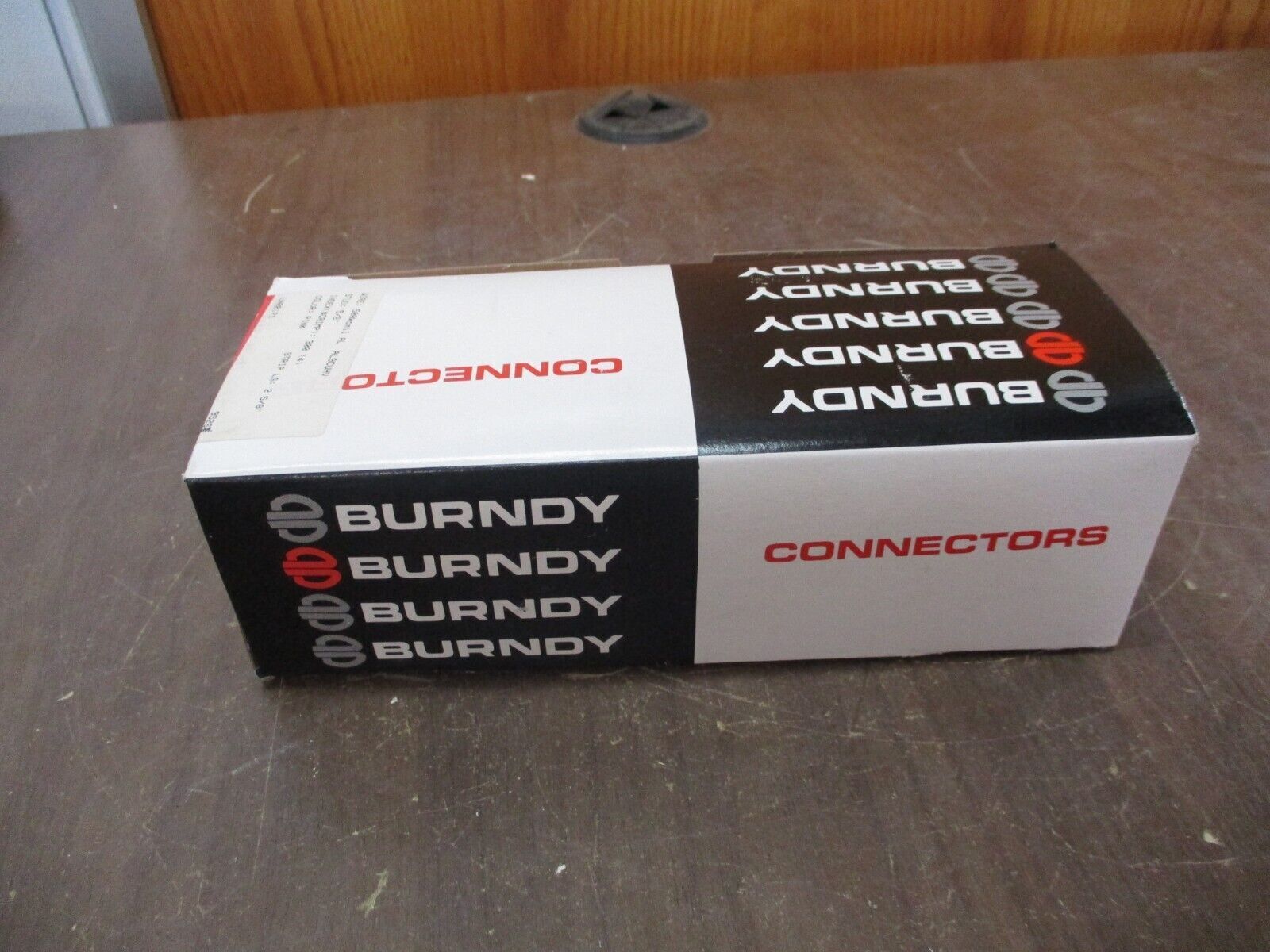 Burndy Hylug Crimp Lug YA34A1 500 AL 1-Hole 5/8" *Box of 2* New Surplus