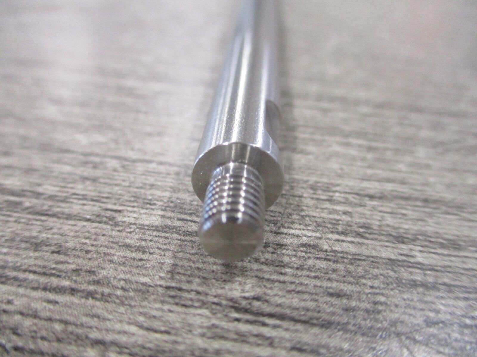 ifm LR Probe E43205 New Surplus