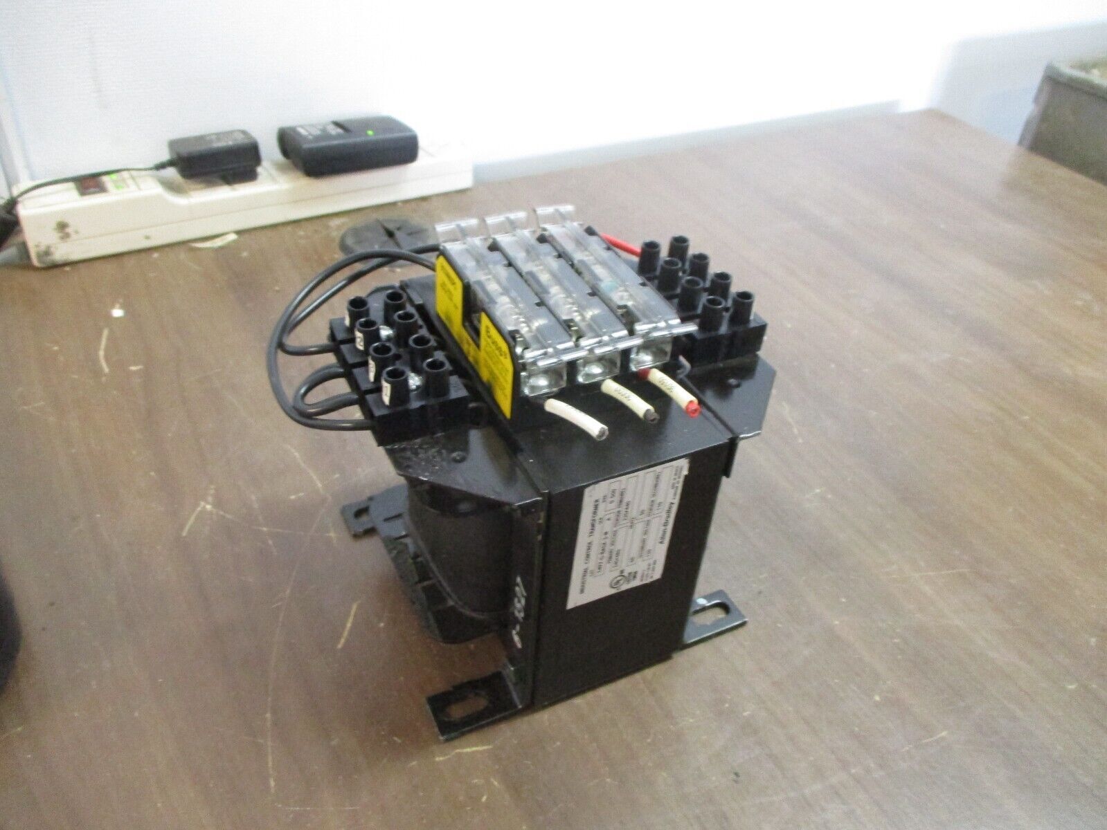 Allen-Bradley Control Transformer 1497-G-BASX-3-N Ser. A 0.500kVA Pri: 240/480V