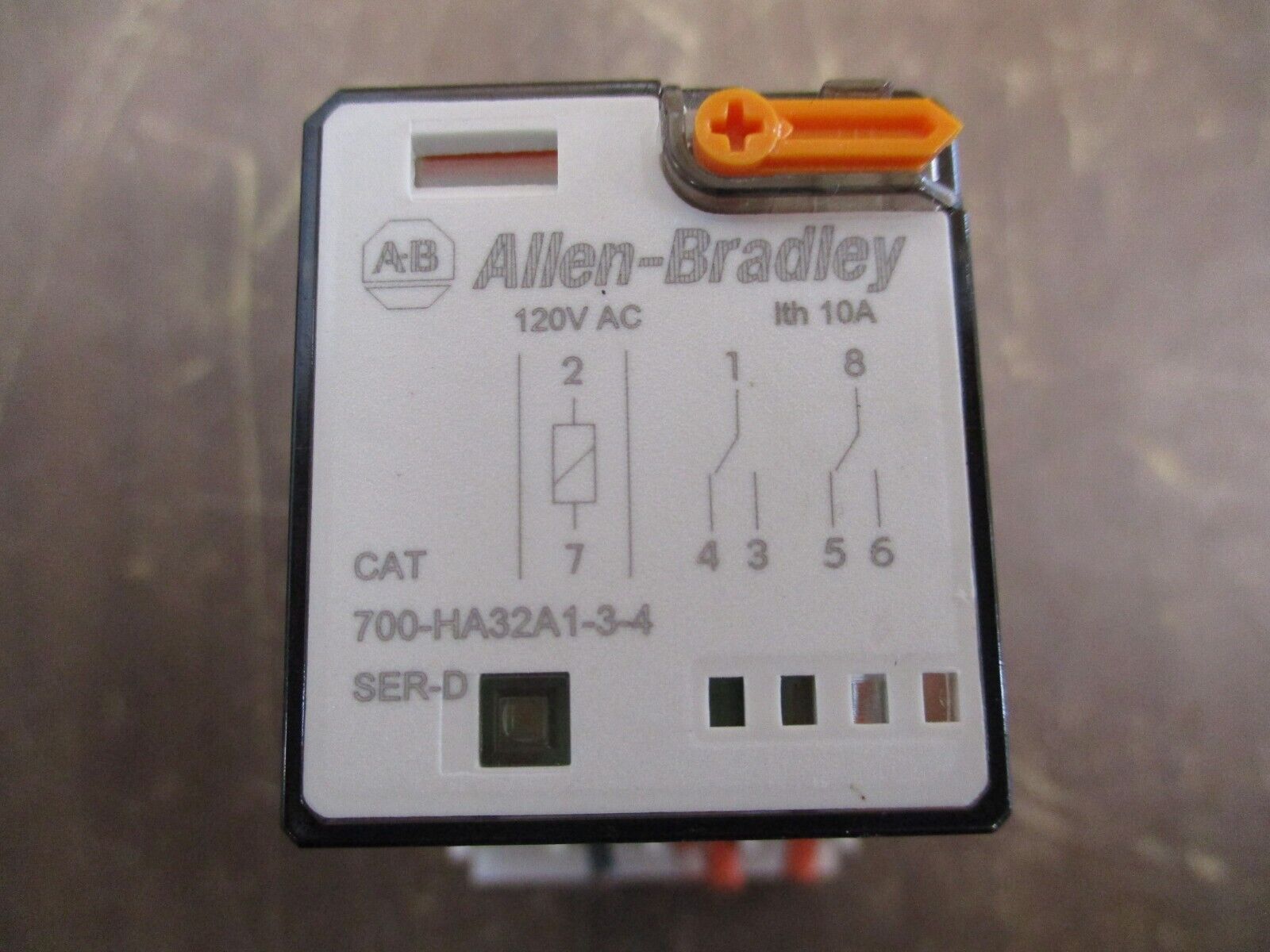 Allen-Bradley Relay 700-HA32A1-3-4 120V Coil w/ Base Used
