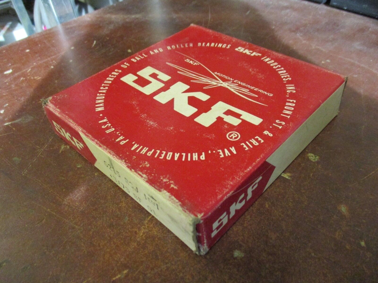 SKF Ball Bearing 6215 RSJ New Surplus