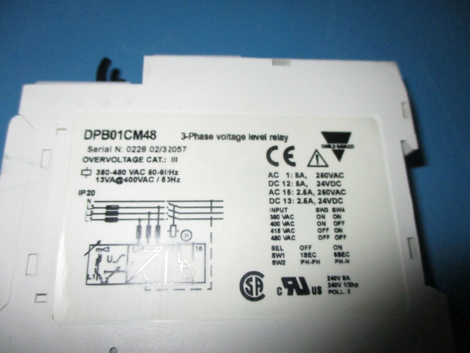 Carlo Gavazzi Voltage Relay DPB01 3Ph 380-480VAC Used