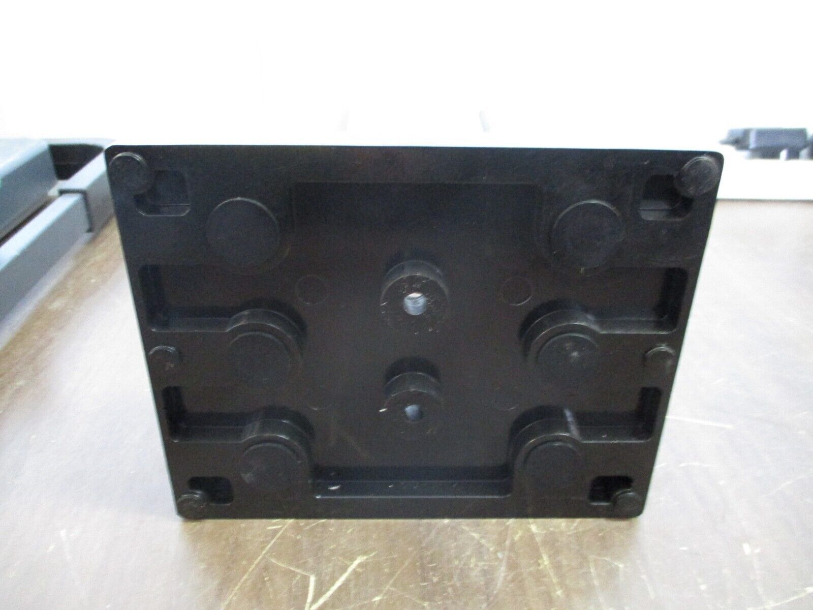 Buss Fuseholder J60100-3CR 100A 600V 3P Used