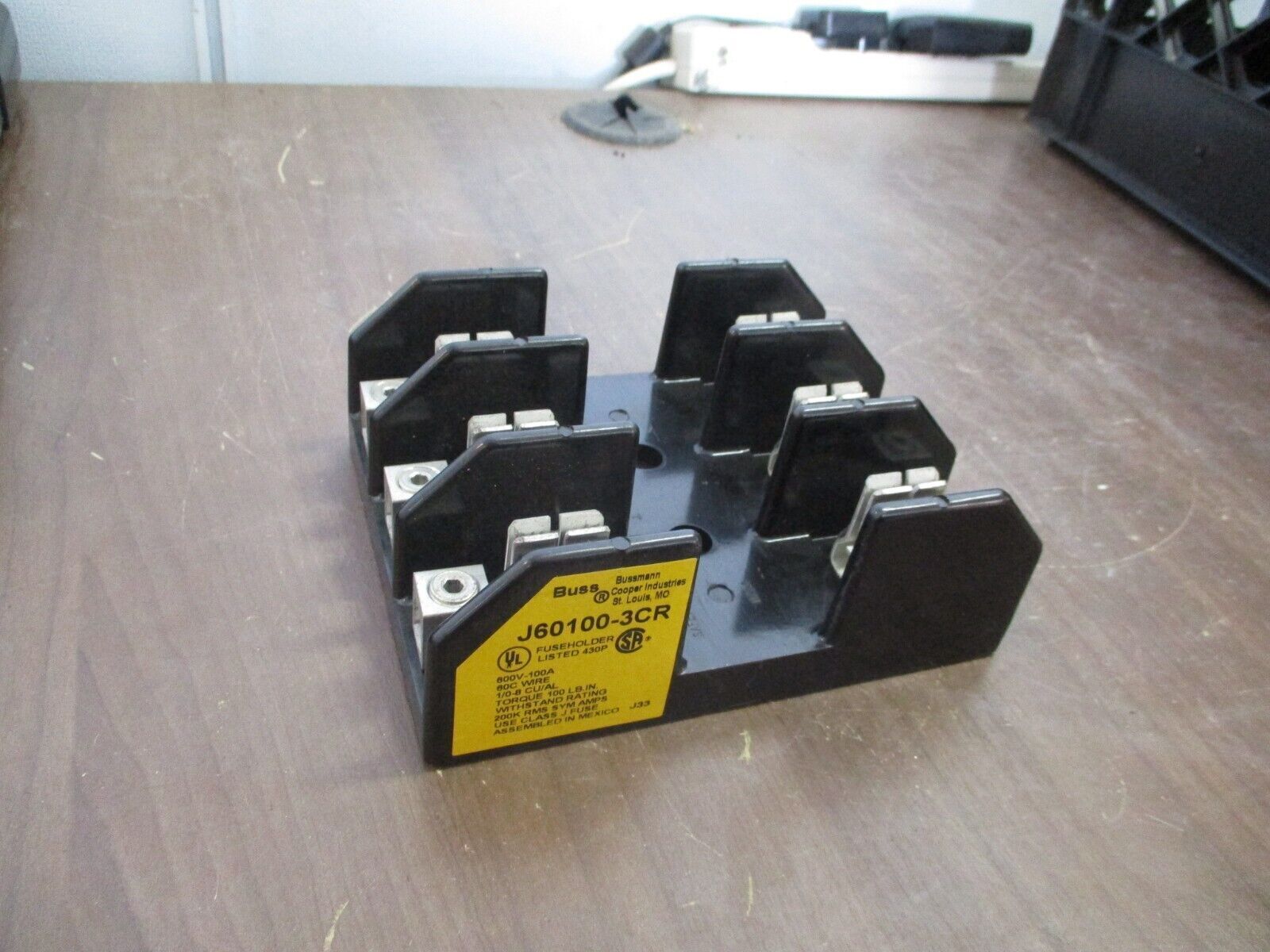 Buss Fuseholder J60100-3CR 100A 600V 3P Used