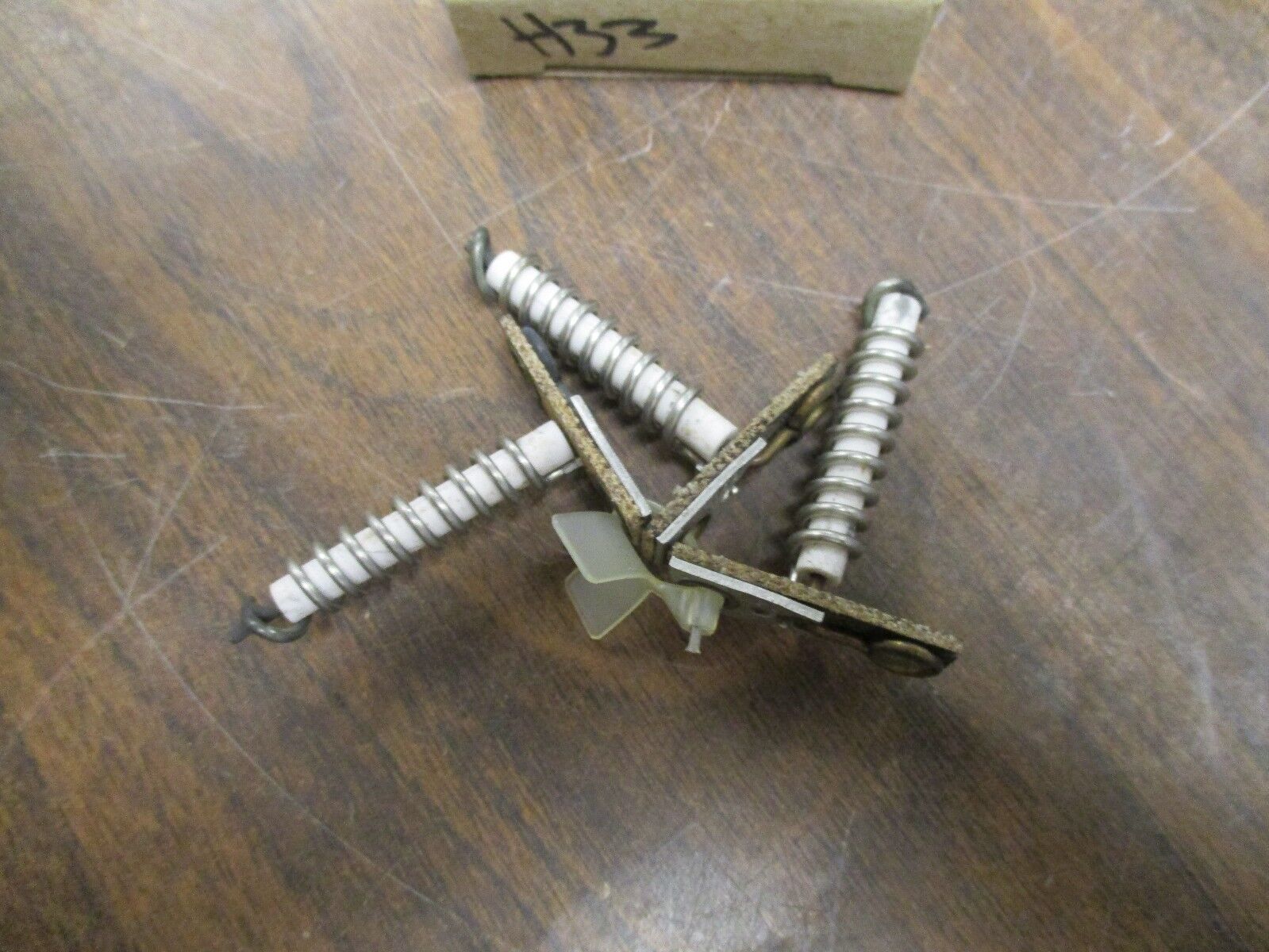 Westinghouse Heaters H33 *Box of 3* Used