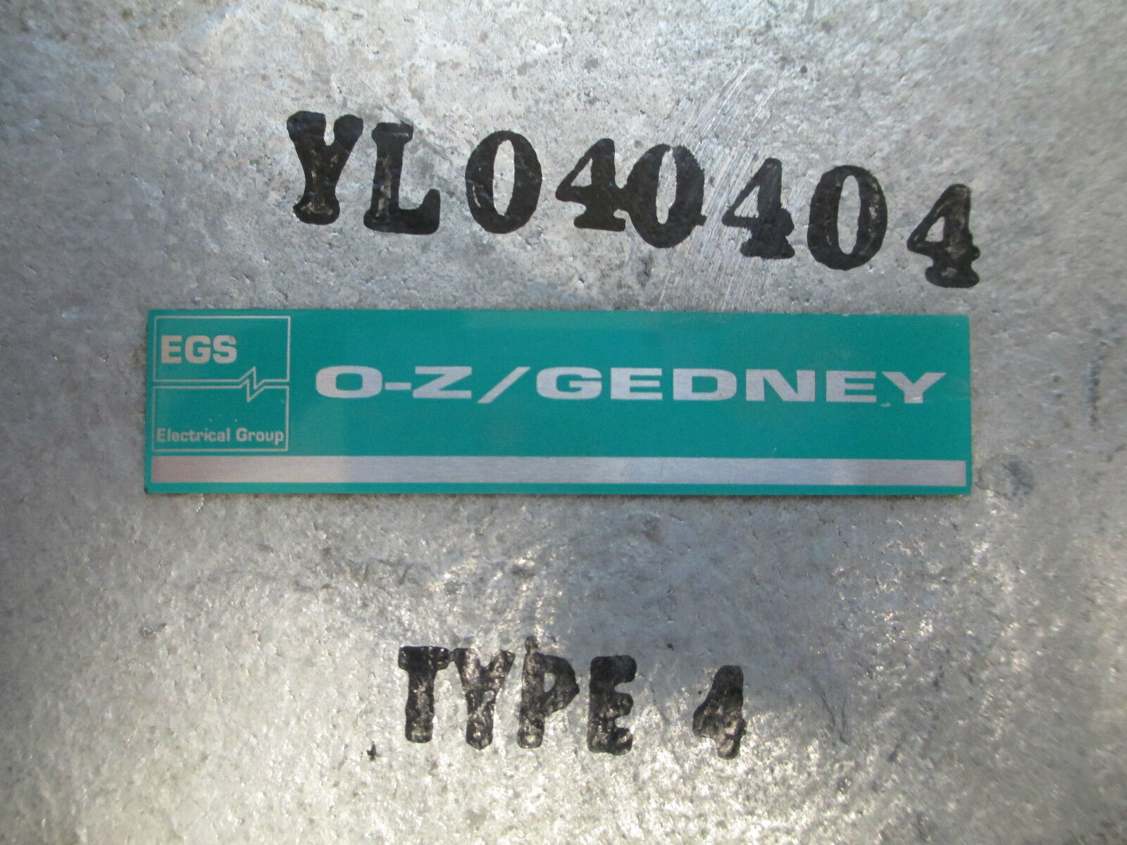 O-Z Gedney Cast Iron Nema 4 Junction Box YS040404, New Surplus!