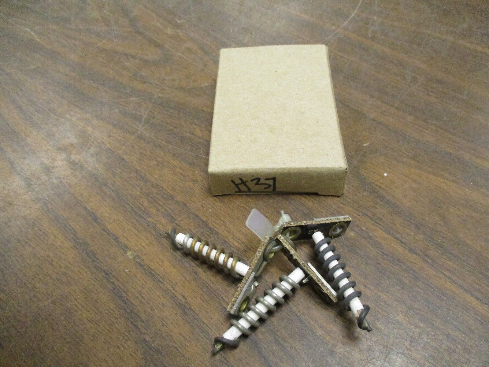 Westinghouse Heaters H37 *Box of 3* Used