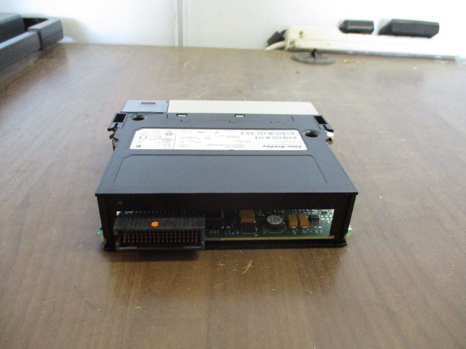 Allen-Bradley ControlNet Comm. Bridge Module 1756-CNB Ser. E F/W Rev. 11.004