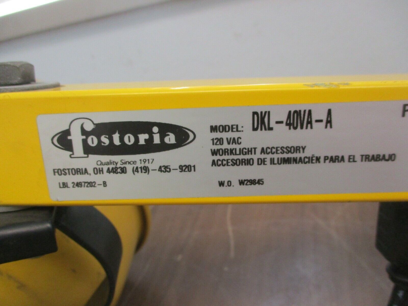 Fostoria Dock Light w/Arm DKL-40VA-A 120VAC 60Hz 10A Sliced Corner Off Plug Used