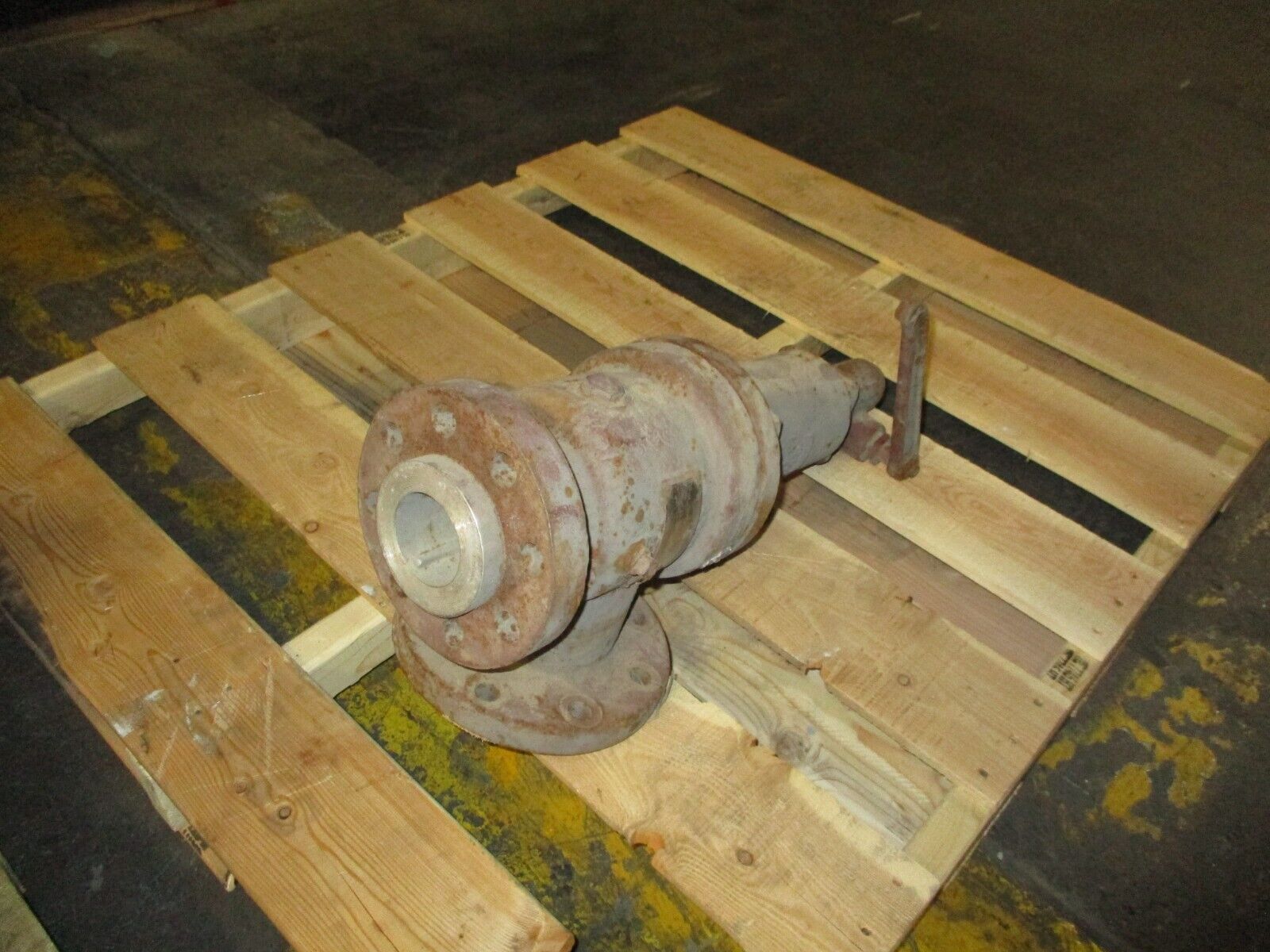 Farris Series 2600 Pressure Relief Valve 26JA13-140 Size/Orifice: 21/2J4 696GPM