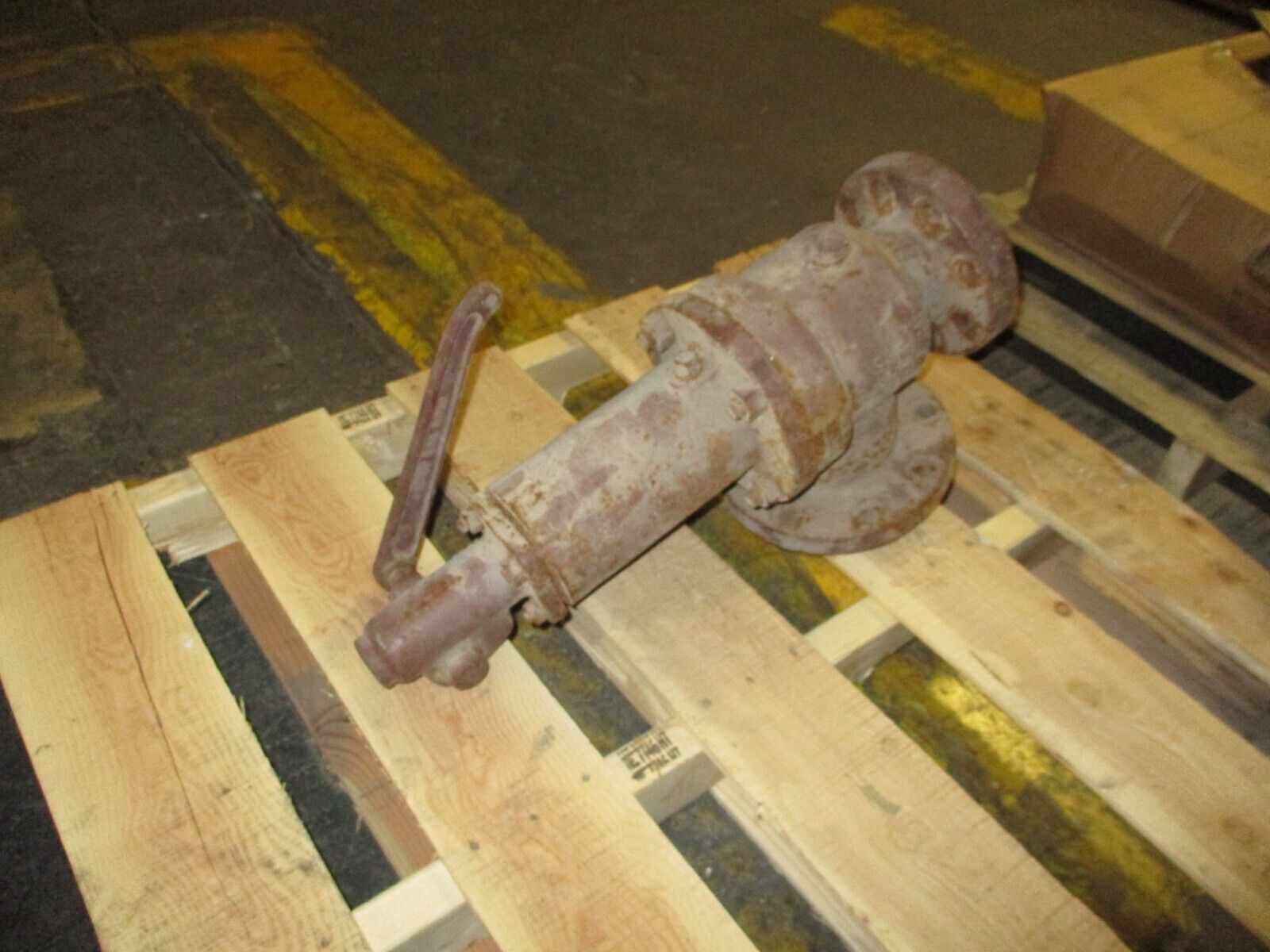 Farris Series 2600 Pressure Relief Valve 26JA13-140 Size/Orifice: 21/2J4 696GPM