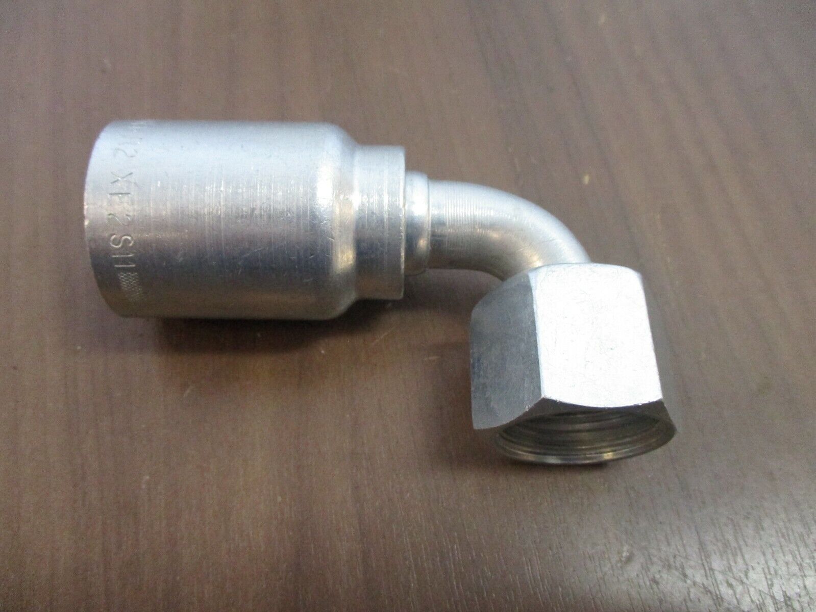 Parker Hydraulic Fitting P43-10 R1-R2 XE2S11 *Lot of 2* *No Box* New Surplus