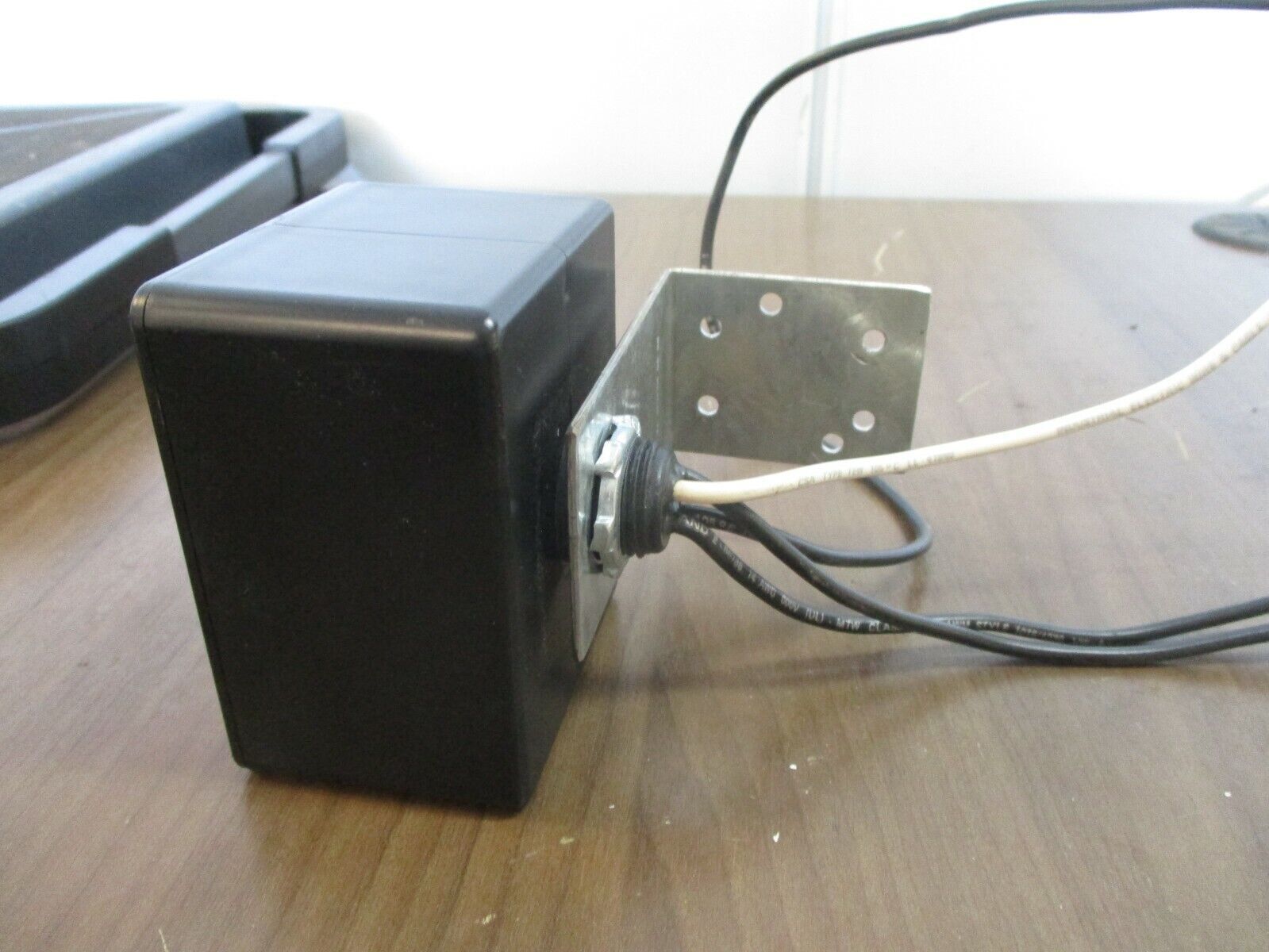 Square D Secondary Surge Arrester SDSA3650 650VAC Used