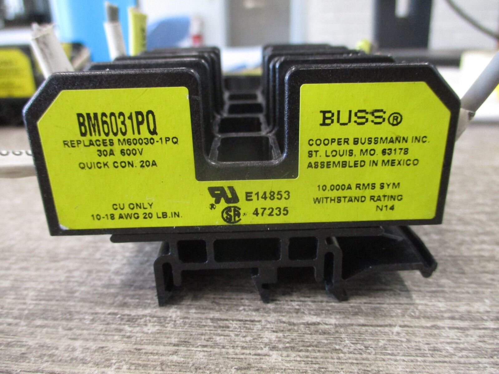 Buss Fuseholder BC6031PQ 30A 600V 1P *Lot of 4* Used