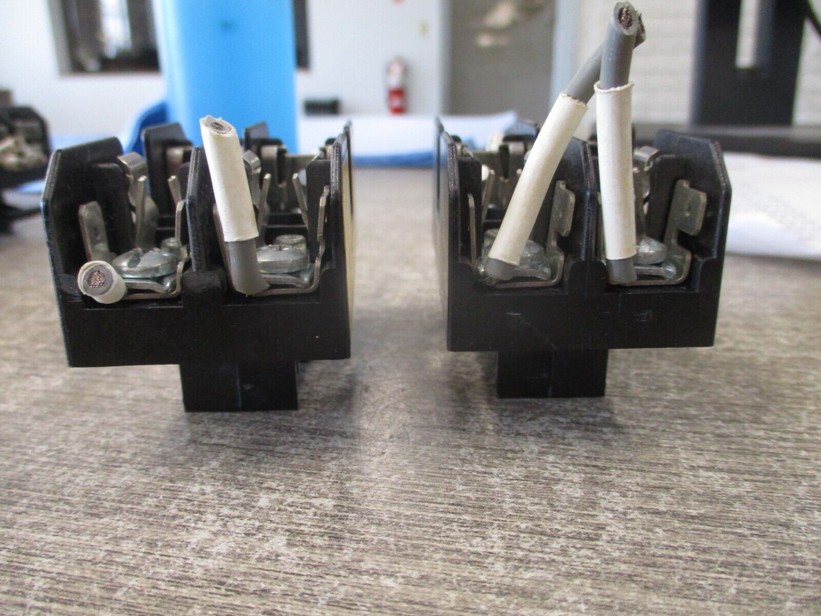 Buss Fuseholder BC6032PQ 30A 600V 2P *Lot of 2* Used