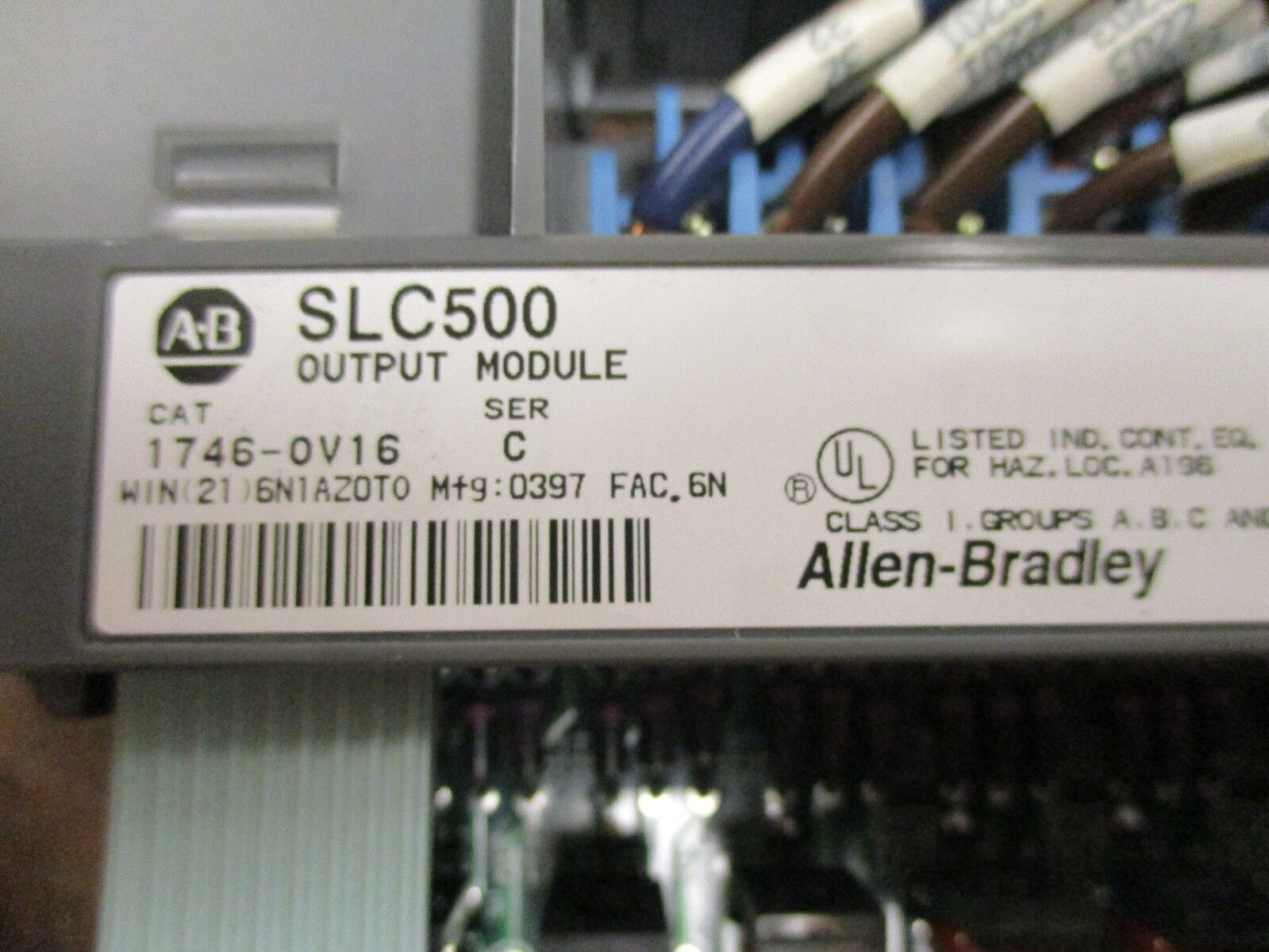 Allen-Bradley SLC500 Output Module 1746-OV16 Ser C 10-50VDC Output Used