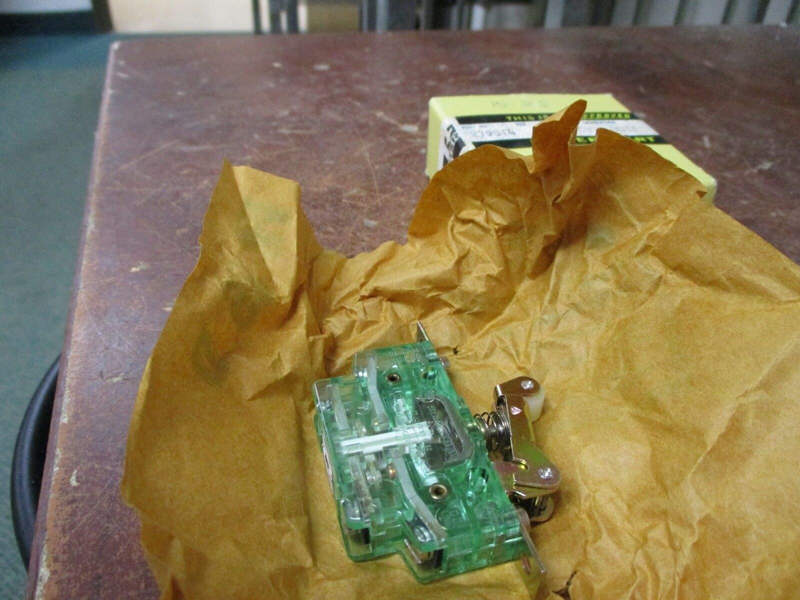 Hyster Contact Unit 279014 *Lot of 2* New Surplus