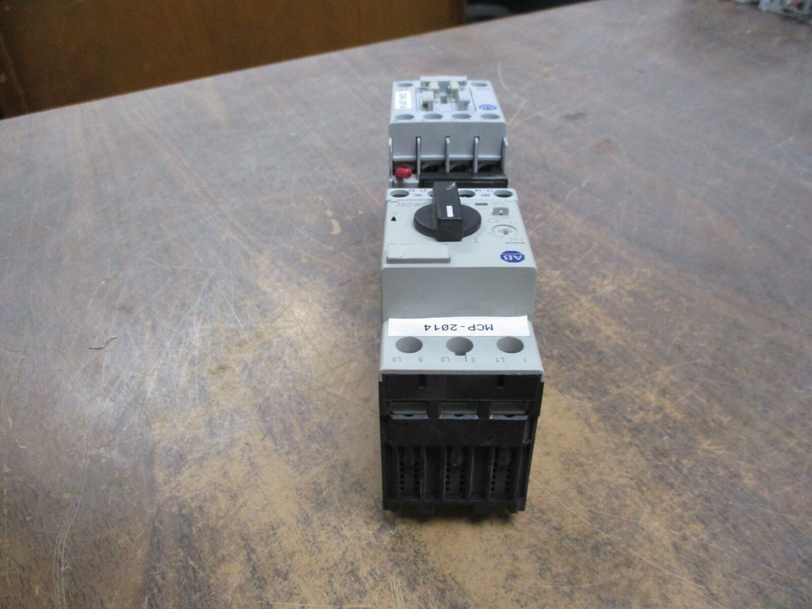 Allen-Bradley Starter 190E-AND2-CB10D-V 120V Coil 25A 600V Trip:1.6-2.5A Used