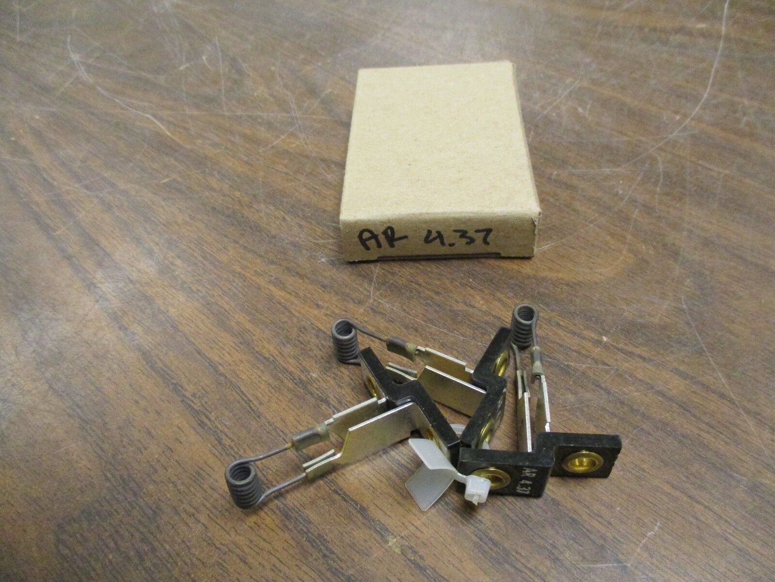 Square D Heaters AR 4.37 *Box of 3* Used