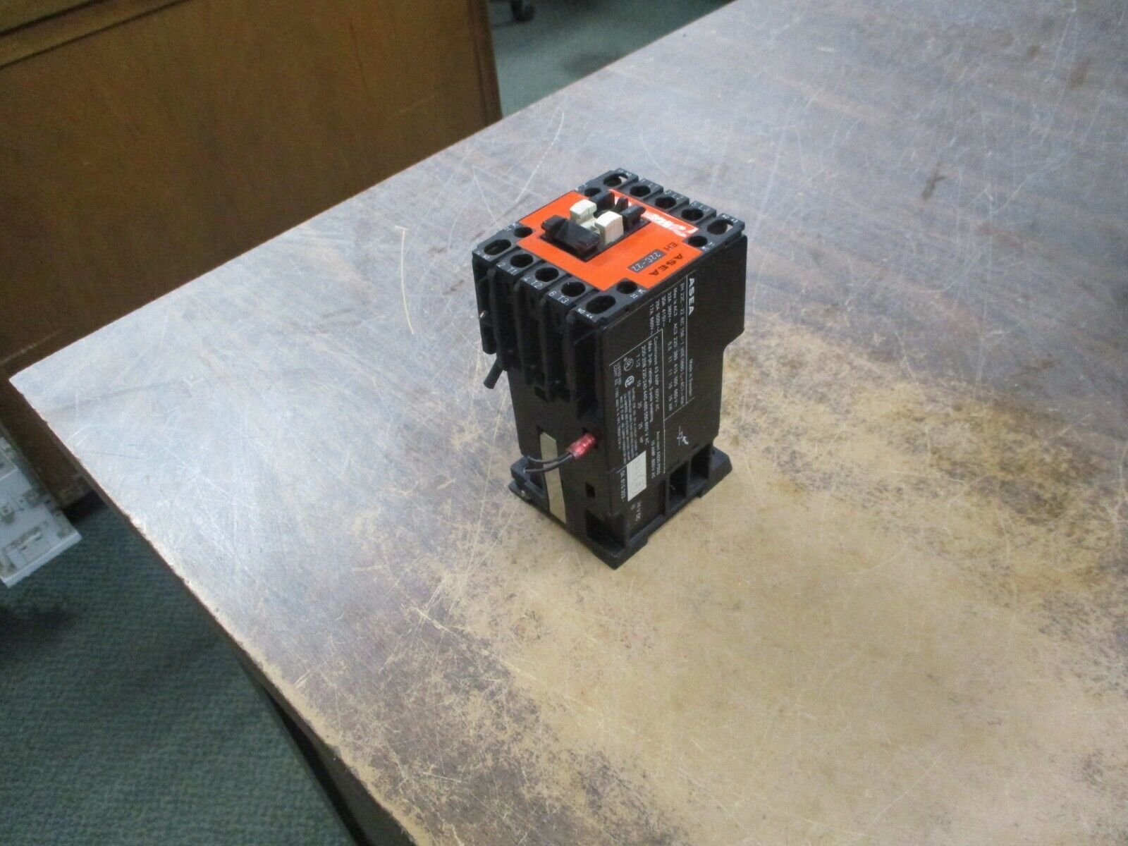 Asea Contactor EH 22C-22 24VDC Coil 43A 600V Used
