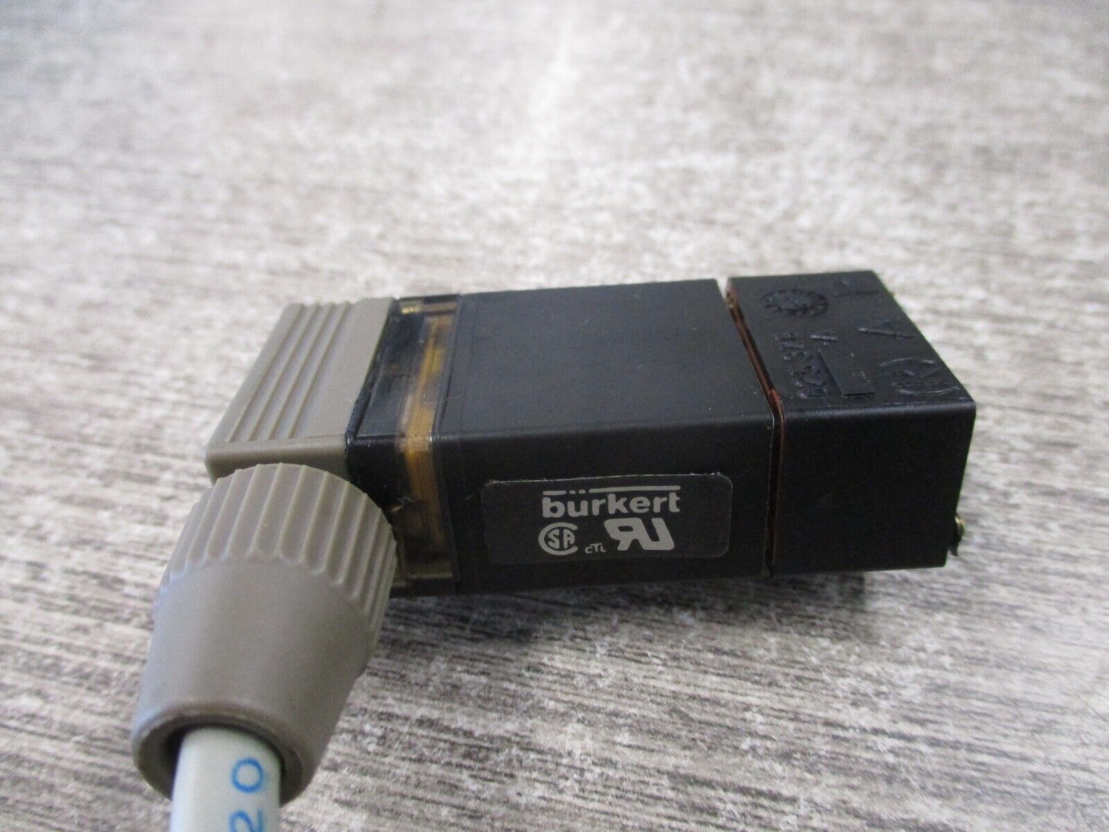 Burkert Solenoid Valve 0375 C 1/16 NBR PL 100 PSI 110-120V Coil Used