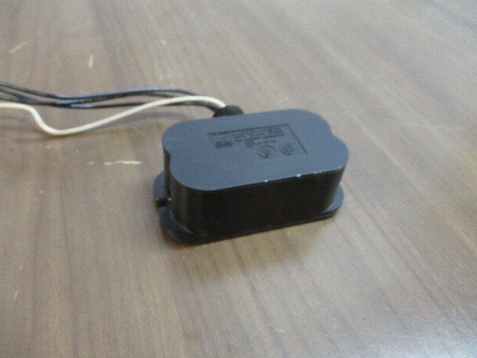 McGraw-Edison Secondary Arrester AS Z650 B3 1 97 Used