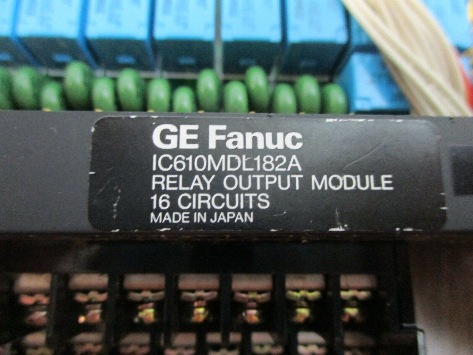 GE Fanuc Relay Output Module IC610MDL182A 16-Circuit Used