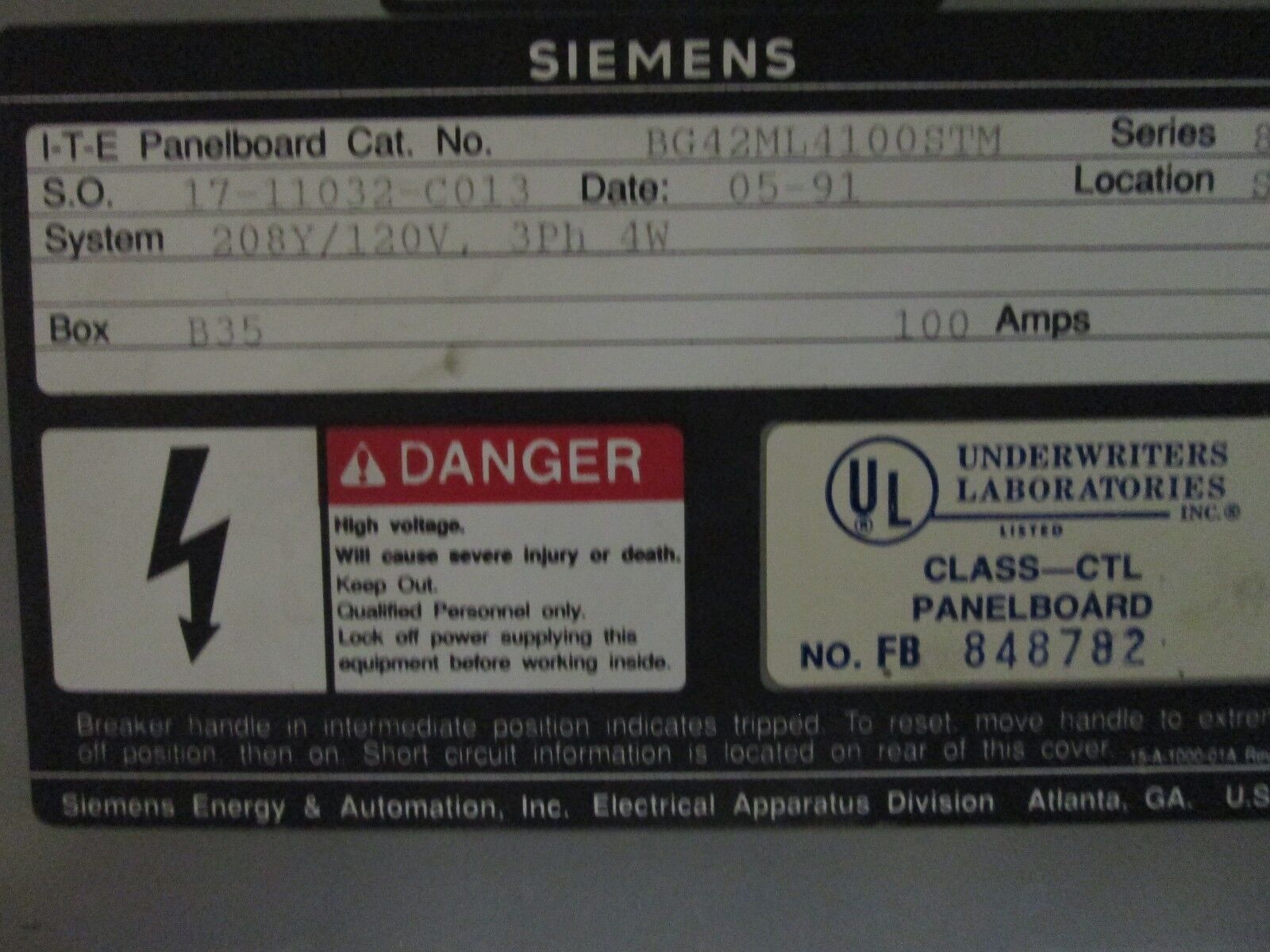 Siemens Main Lug Circuit Breaker Panel BG42ML4100STM 100A Max 208Y/120V 3Ph 4W
