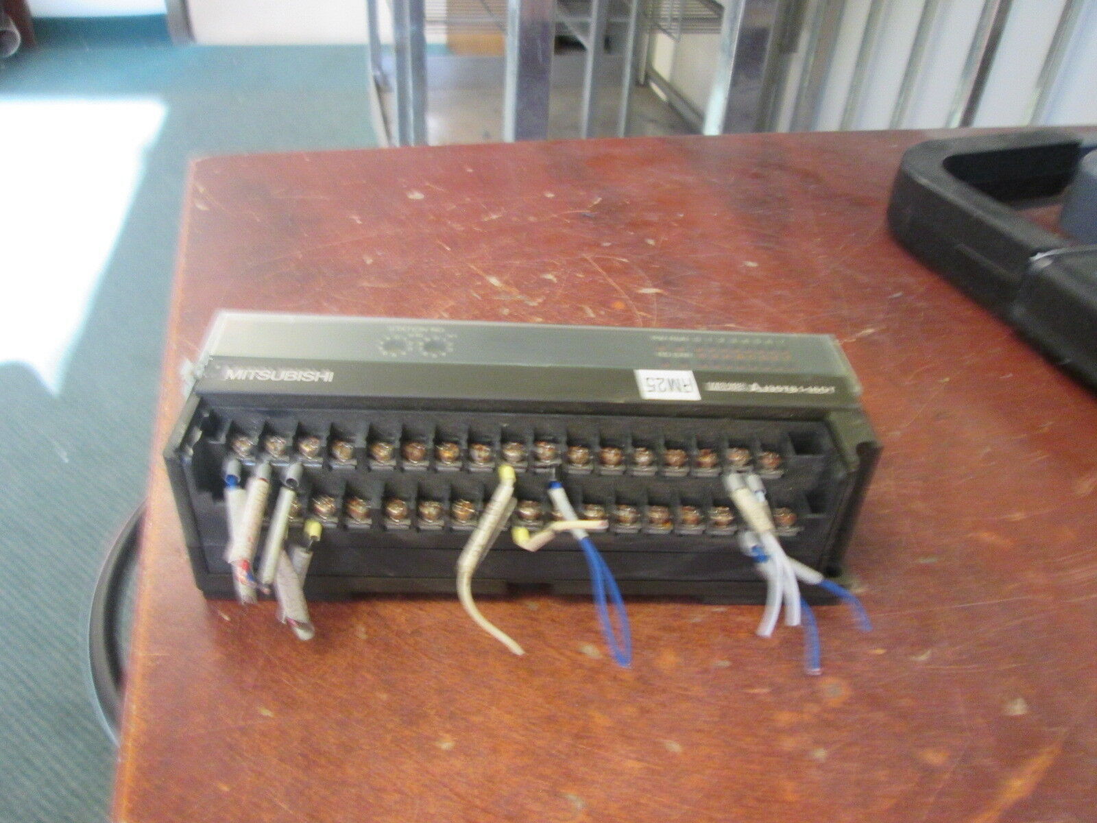 Mitsubishi I/O Unit AJ35TB1-16DT 24VDC 7mA/0.3A Used