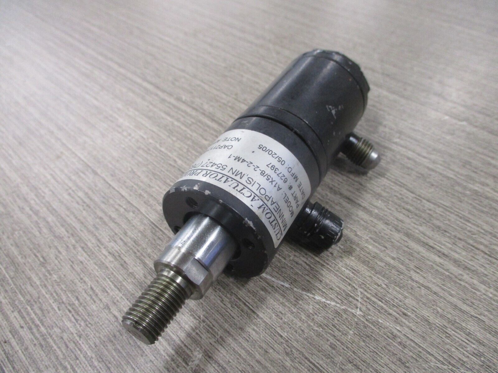 Custom Actuator Products Hydraulic Cylinder 627397 1" 5/8" Stroke Used