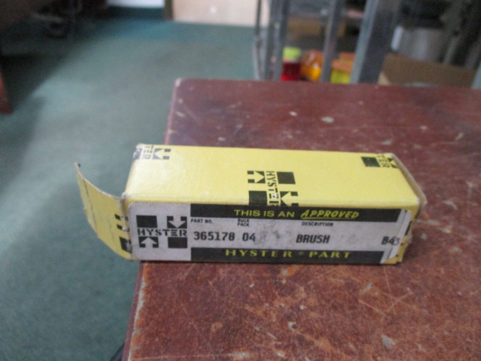 Hyster Motor Brush 365178 *Box of 2 Pair* New Surplus