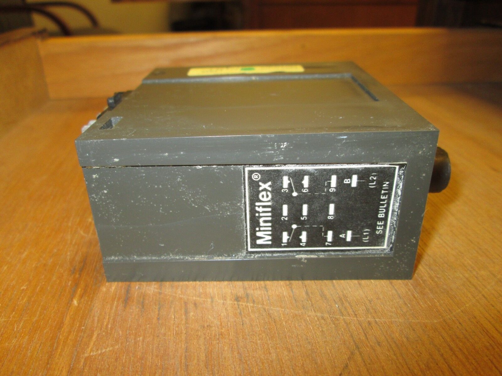 Eagle Signal Repeat Cycle Timer off range: 20-120min on range: 5-30min 120V Used