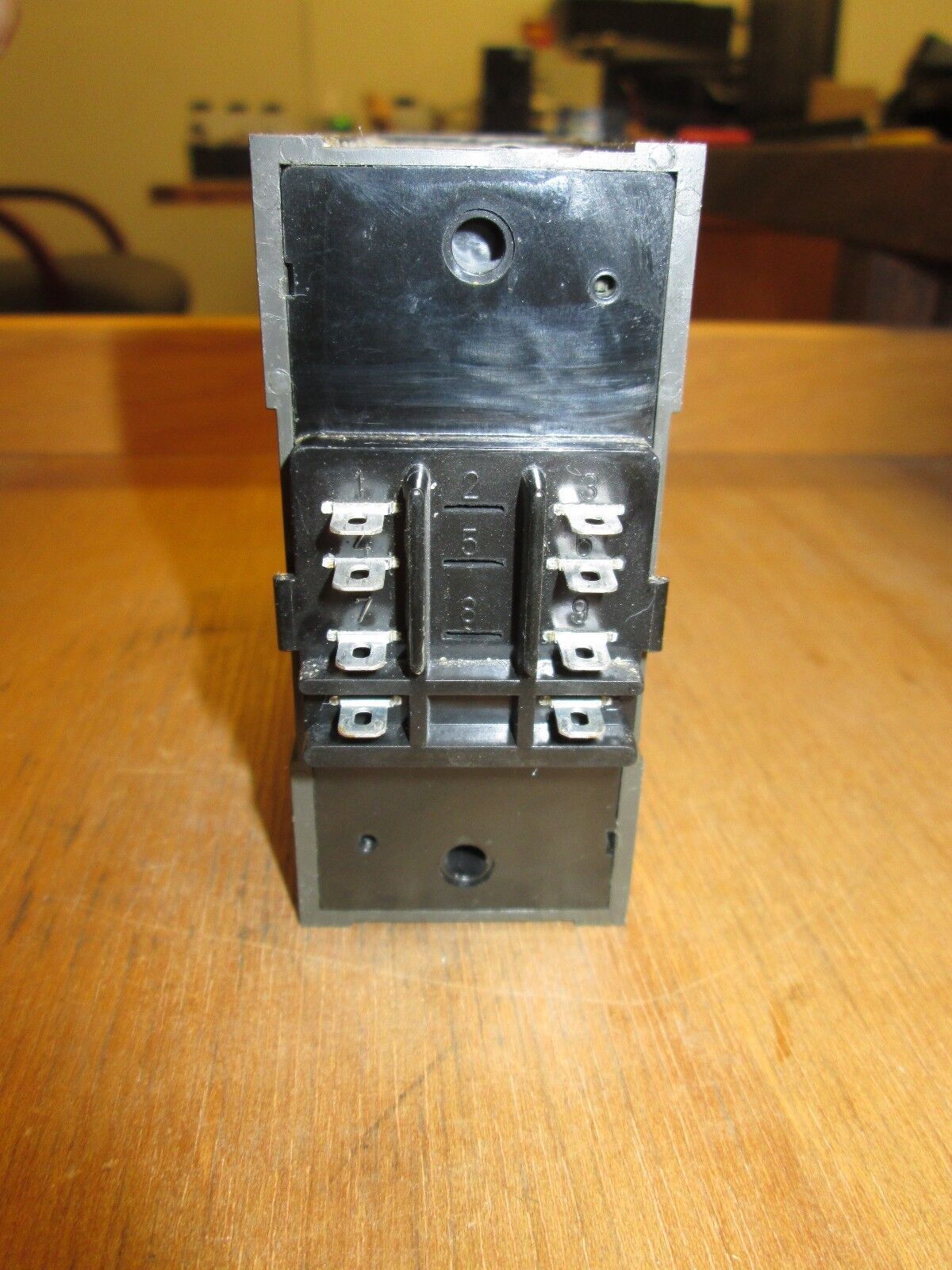 Eagle Signal Repeat Cycle Timer off range: 20-120min on range: 5-30min 120V Used