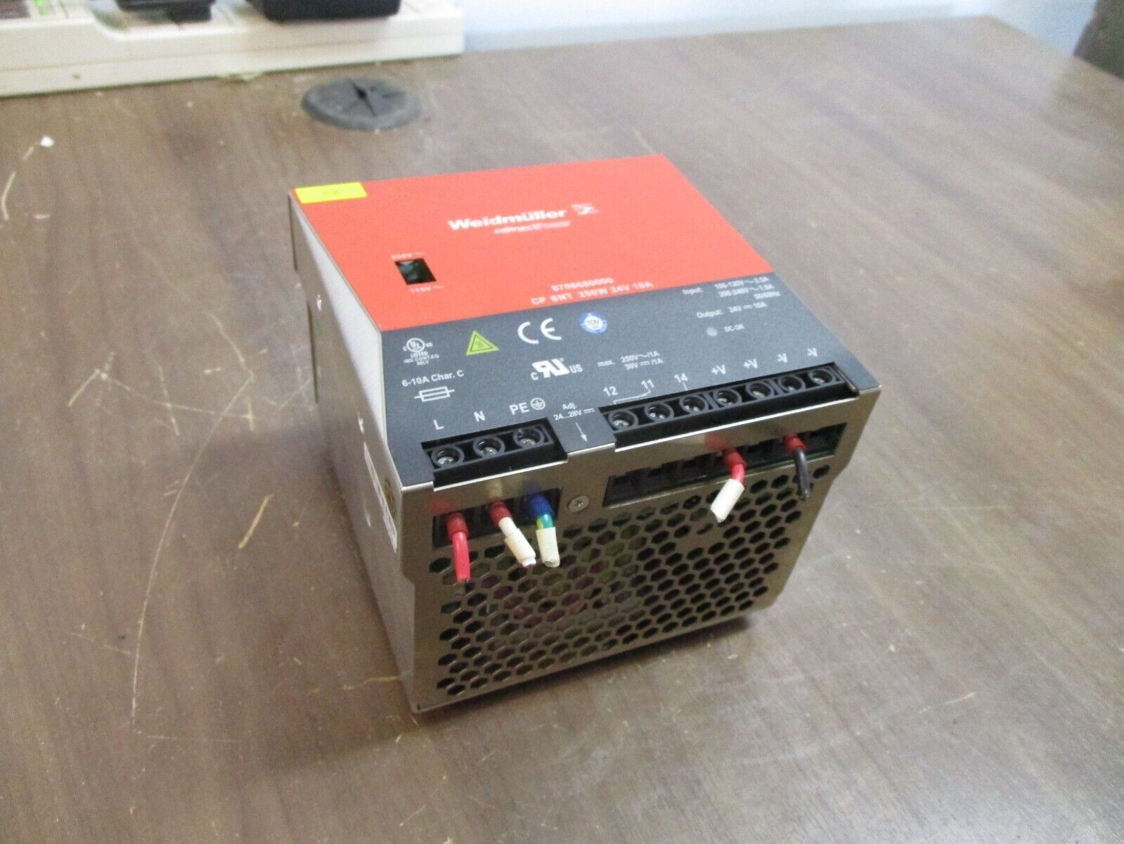 Weidmuller ConnectPower Power Supply 8708680000 250W Output: 24V 10A Used