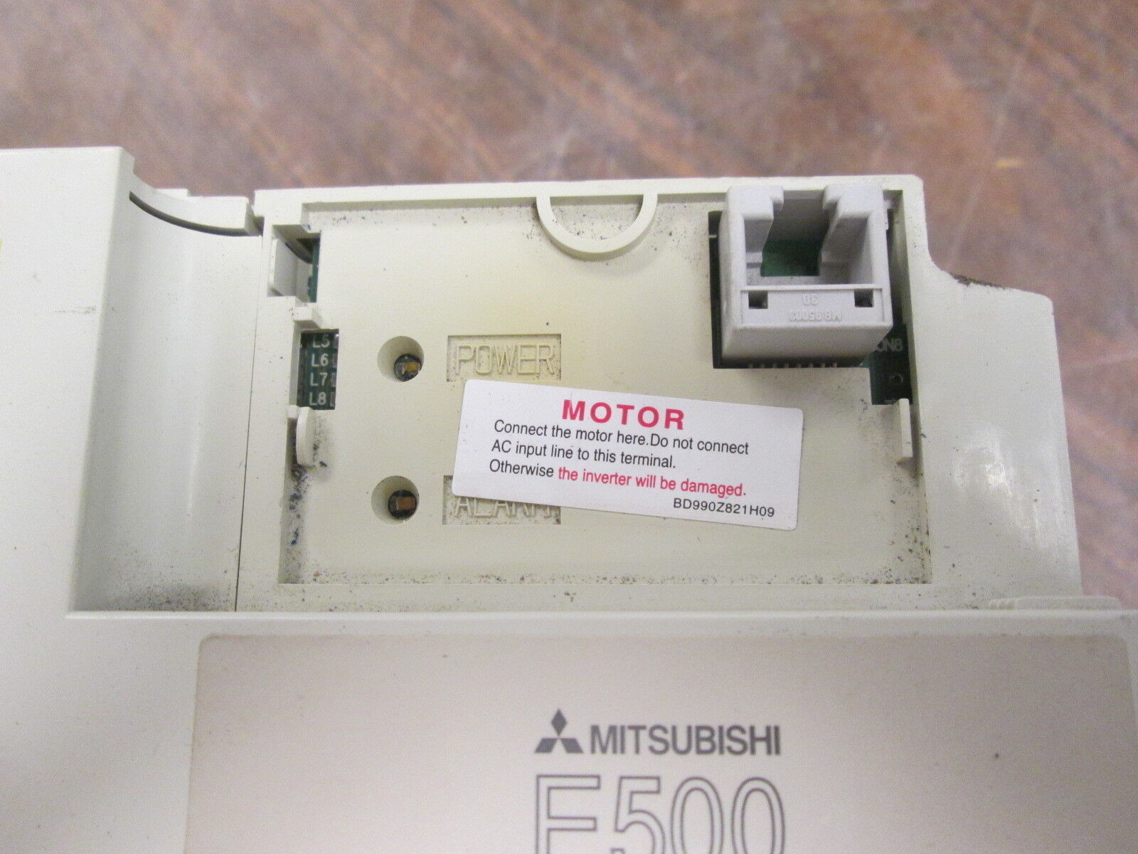 Mitsubishi E500 AC Drive w/ RFI Filter FR-E540-075K-EC 0.75KW 3Ph Used